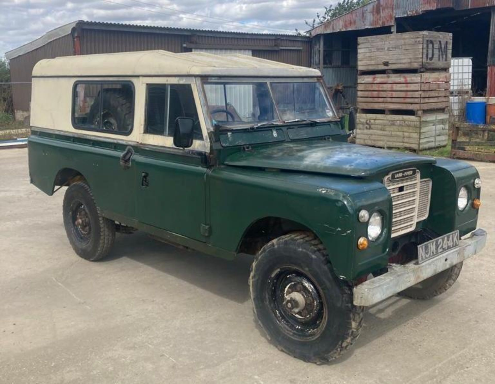 1972 Landrover 109 LWB Station Wagon (NO VAT) - (Cambridgeshire)