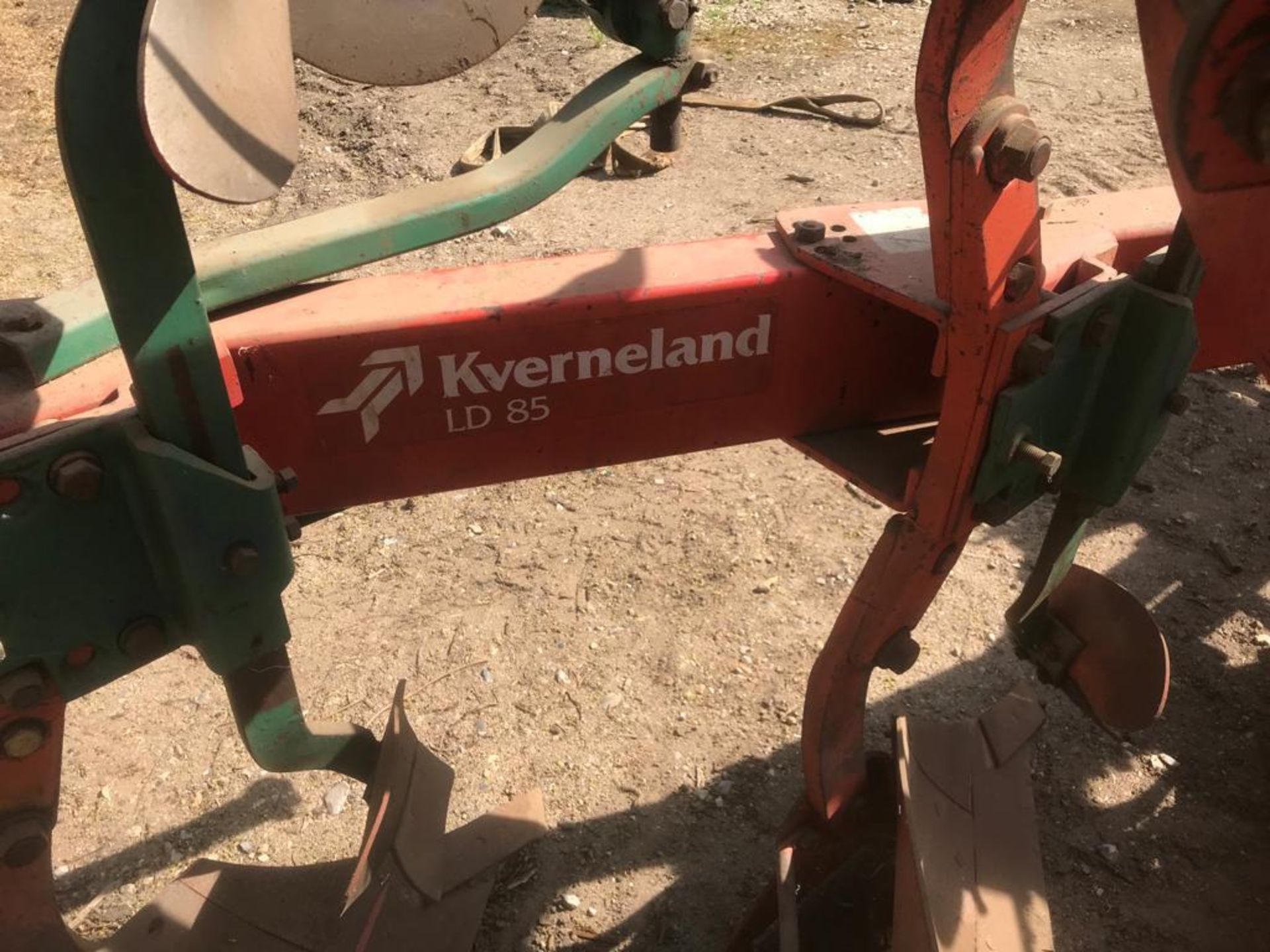 Kverneland LD85-160 4 Furrow Plough w/ Spares - Image 4 of 6