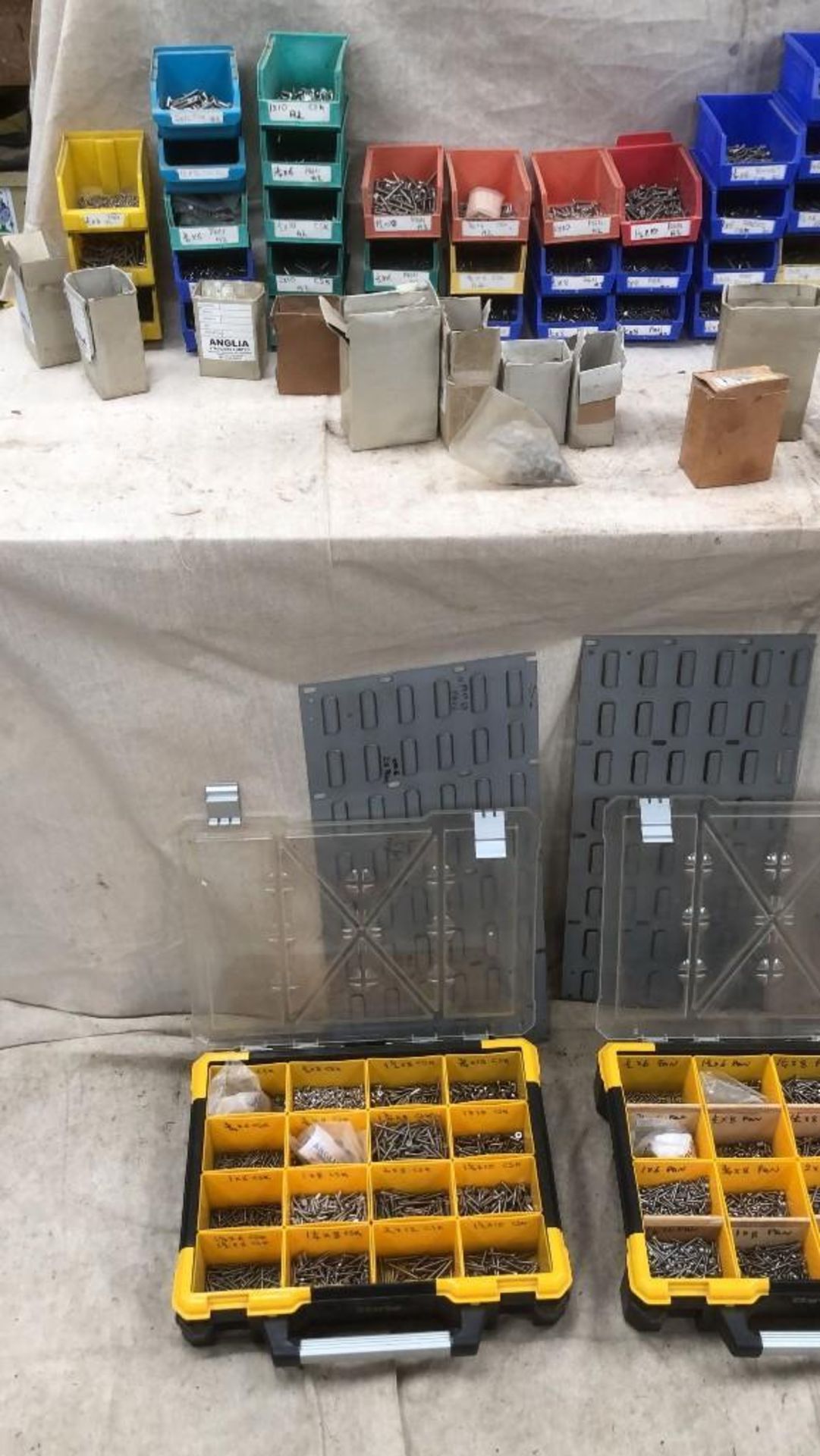 Qty A2 and A4 Stainless Steel Screws with Racking and Cases - (Norfolk)