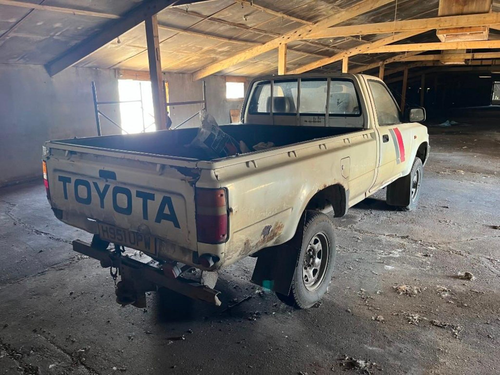 1991 Toyota Hilux Pick Up Truck - (Norfolk) - Image 4 of 7