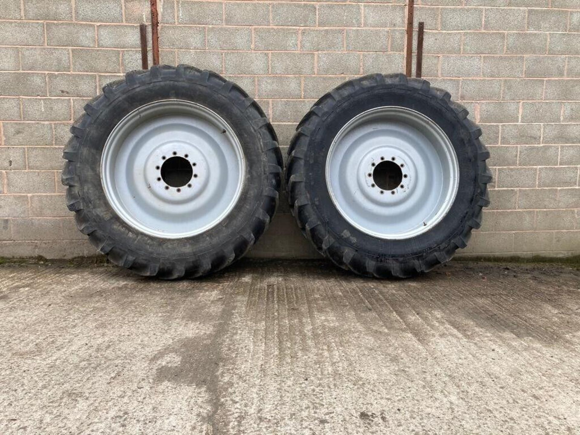 Set of 480/80R46 Michelin Tyres & 420/85R30 Pirelli Tyres on Case Wheels - (Shropshire) - Image 2 of 11