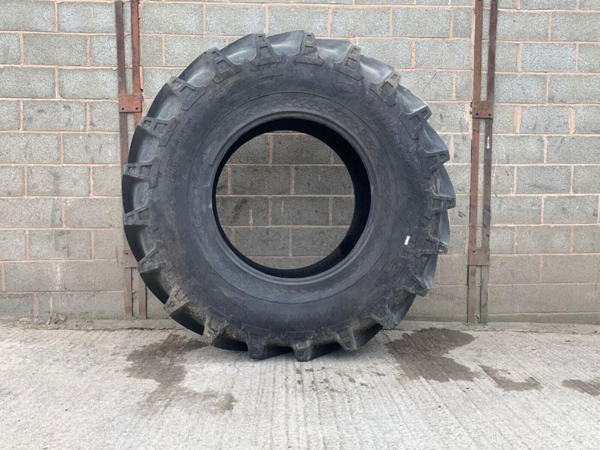 1No. 650/85R38 Linglong LR7000 173D/176A8 TL Tractor Tyre - (Shropshire) - Image 3 of 3