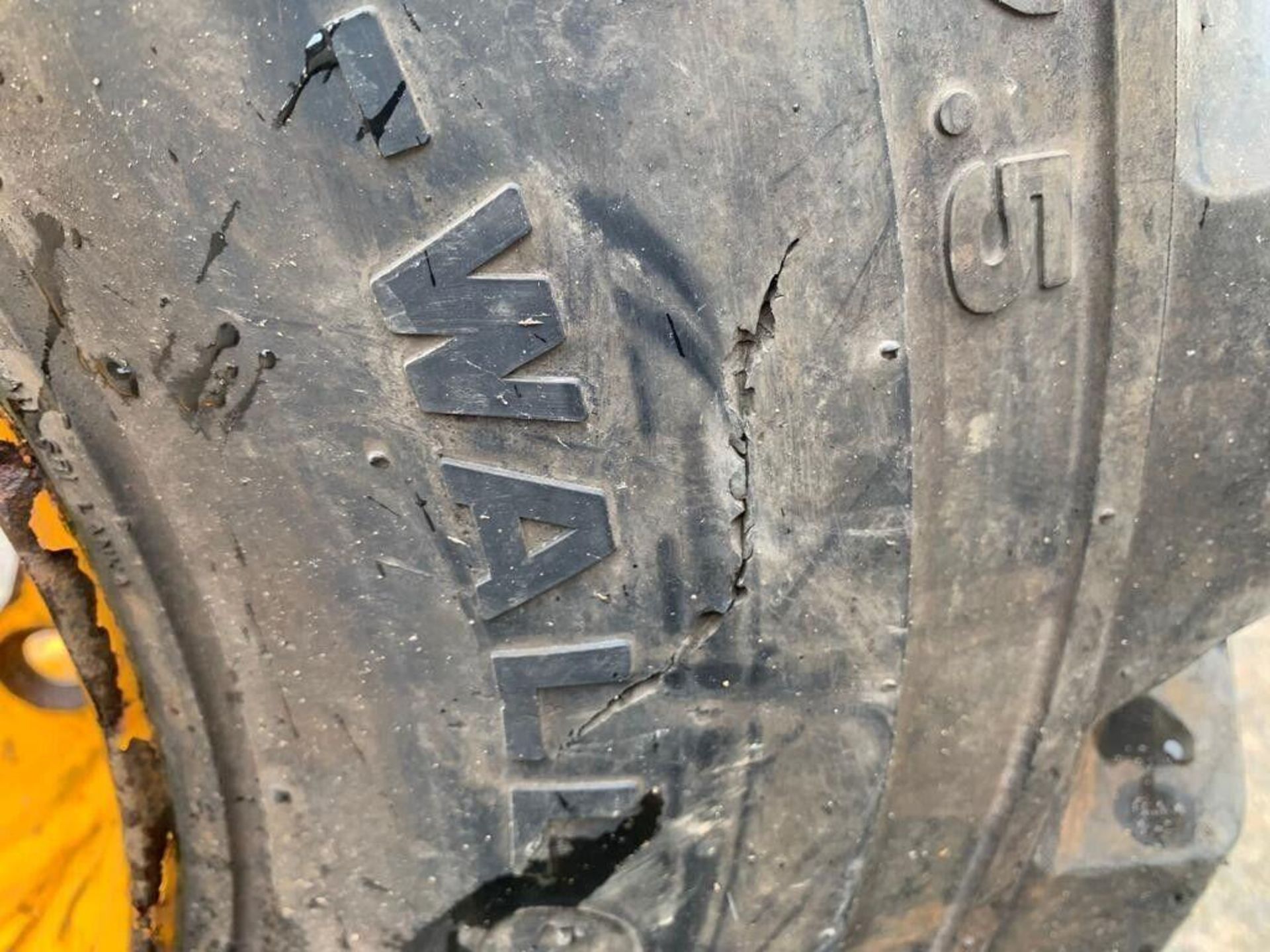 4-17.5 Camso-Xtra-Wall 12PR Tyre on 5 Stud Rim - (Shropshire) - Image 4 of 7