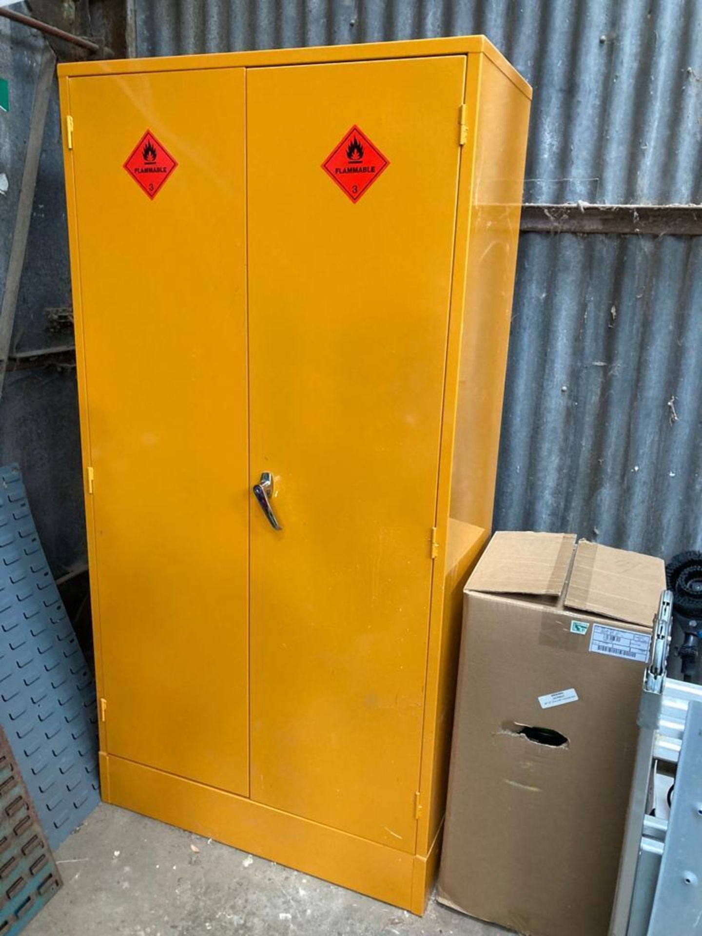 Bunded Flammable Liquids Cabinet - (Norfolk)