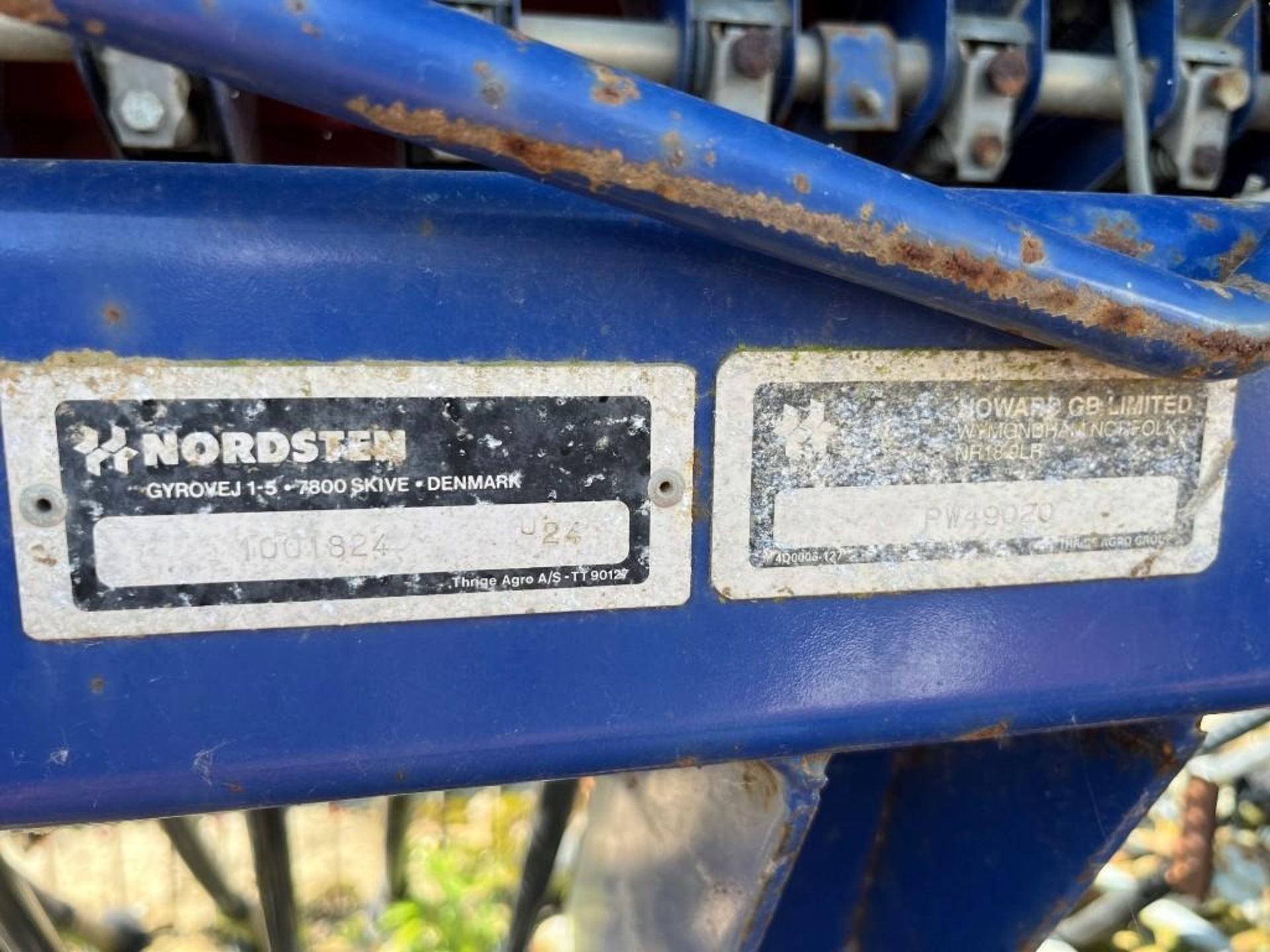 Nordsten 4m Rotomatic CLP Box Drill c/w Kuhn HR400 Power Harrow - (Norfolk) - Image 7 of 9