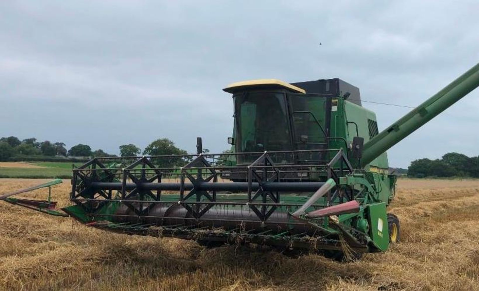 1987 John Deere 1085 Combine c/w 18ft Cut Header - (Suffolk)