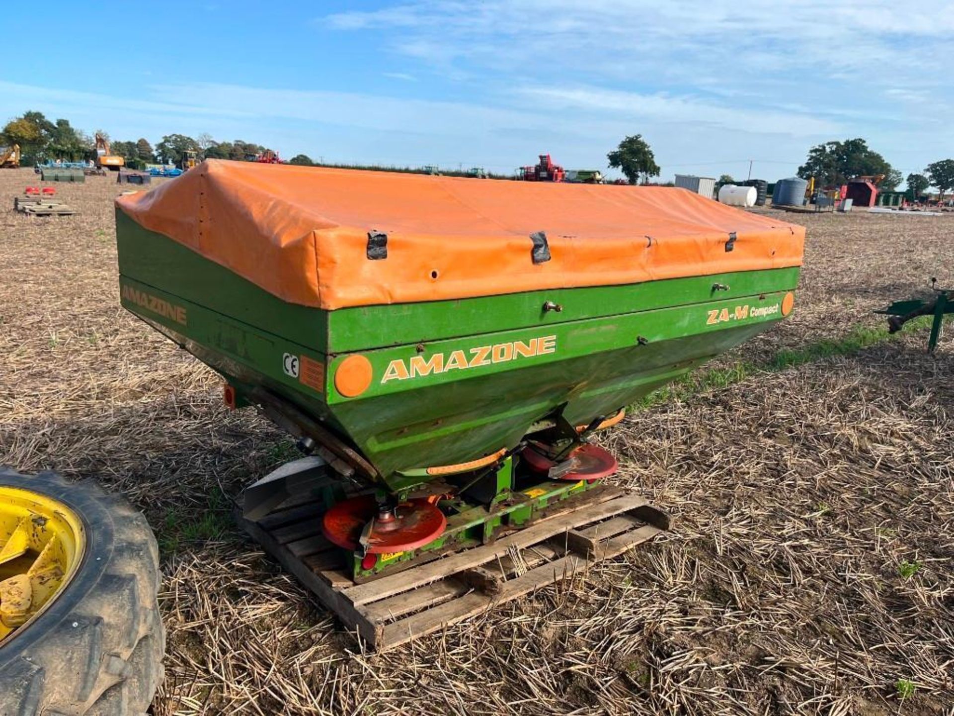 Amazone 24m Fertilser Spreader - Image 2 of 6