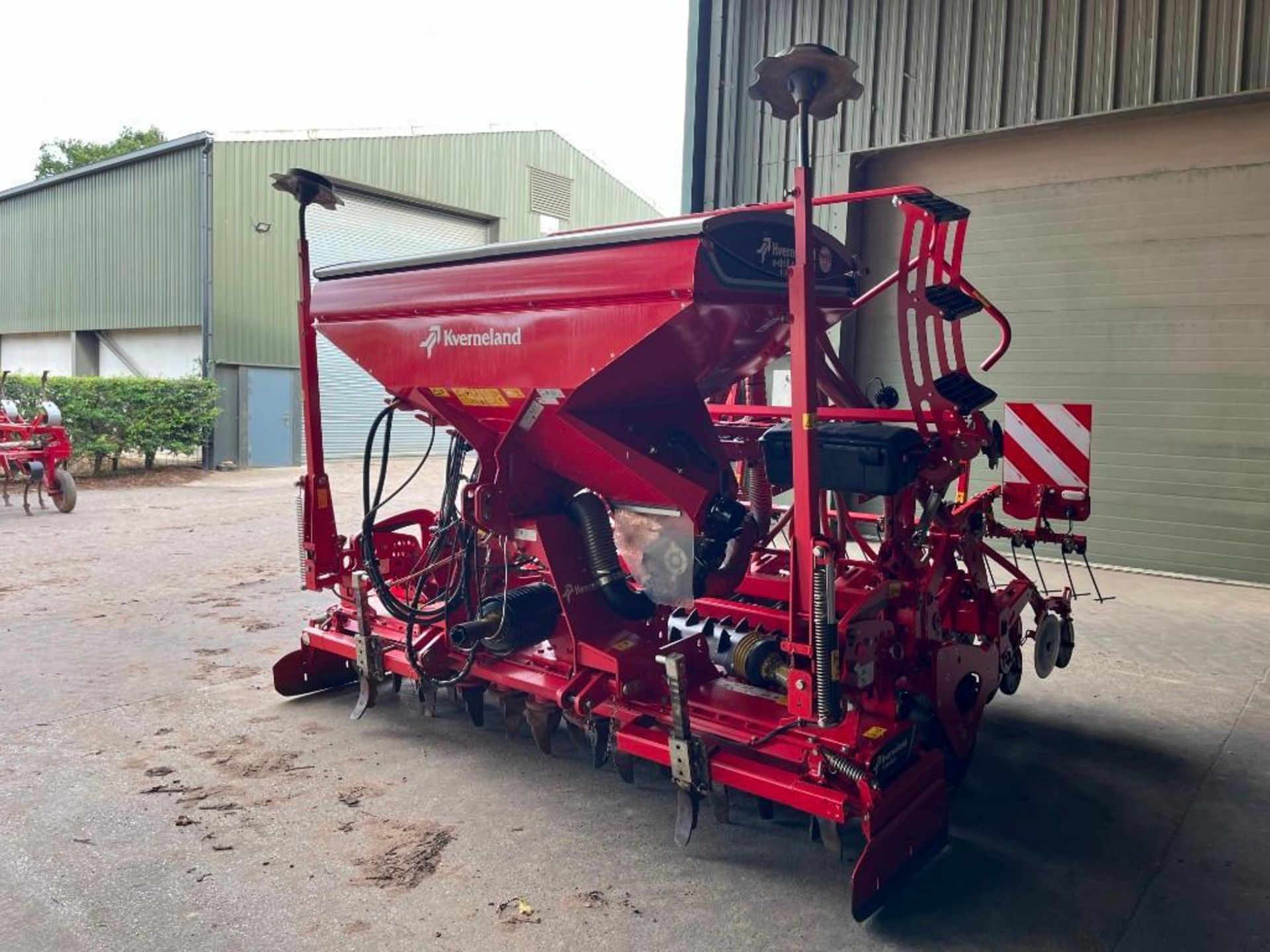 2019 Kverneland H Series Power Harrow 3m with e-Drill Compact 3m Drill