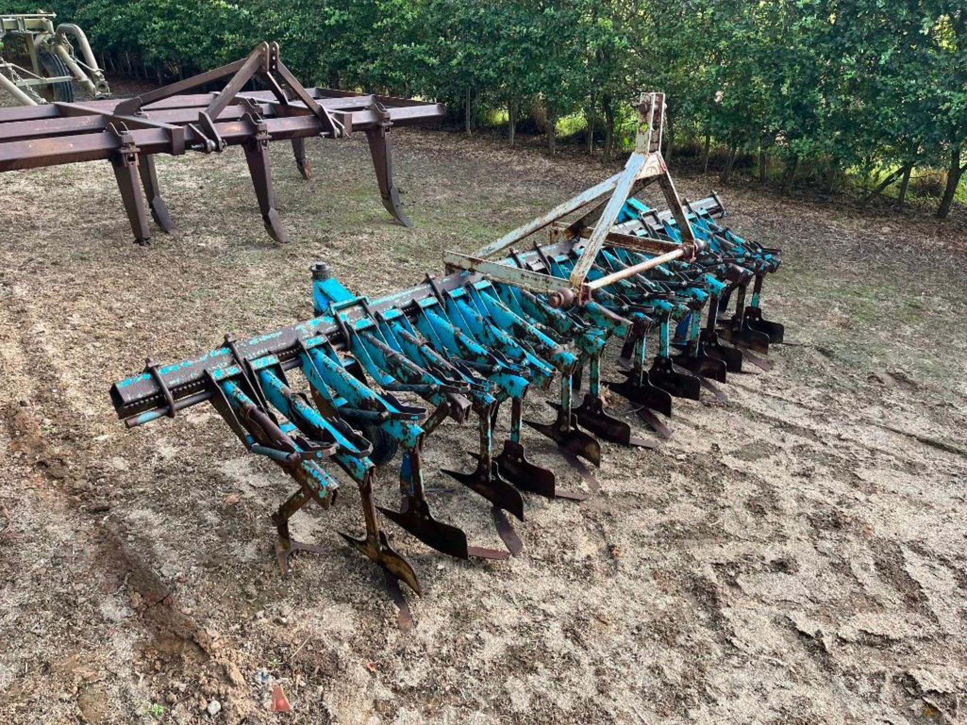Stanhay Webb 6 Row Front Mounted Beet Hoe - Image 3 of 4