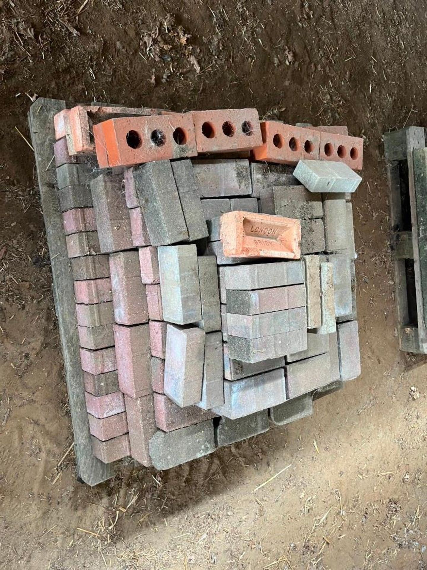 Qty Paving Bricks