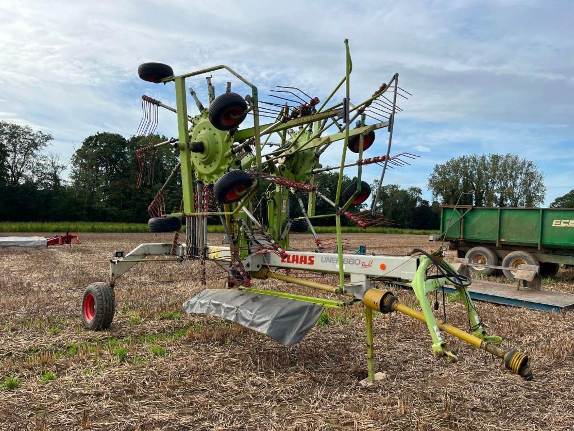 Claas Liner 880 Profit 9m Twin Rotor Rake - Image 2 of 5