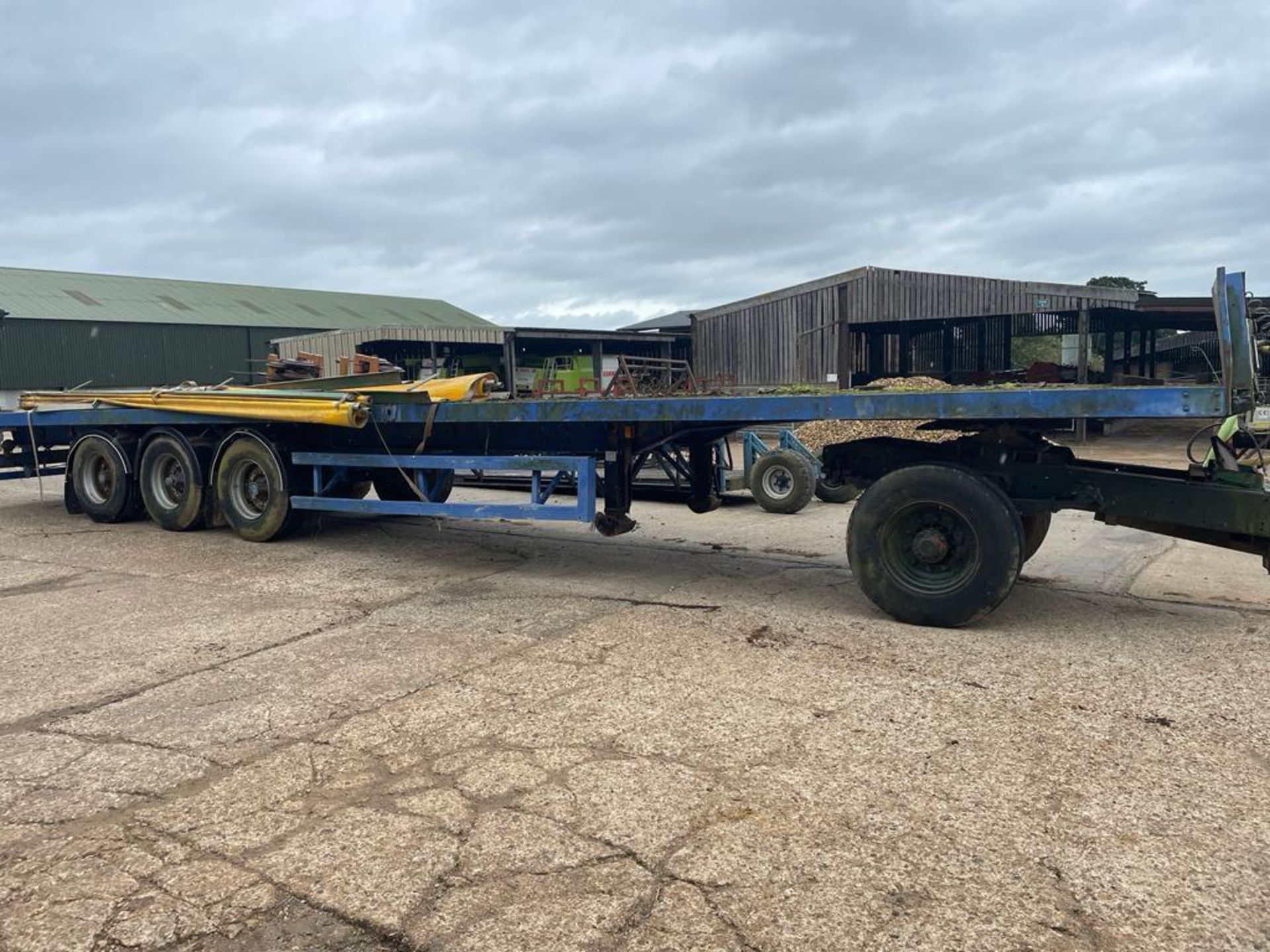 Misc 40Ft Flat Bed Artic Trailer