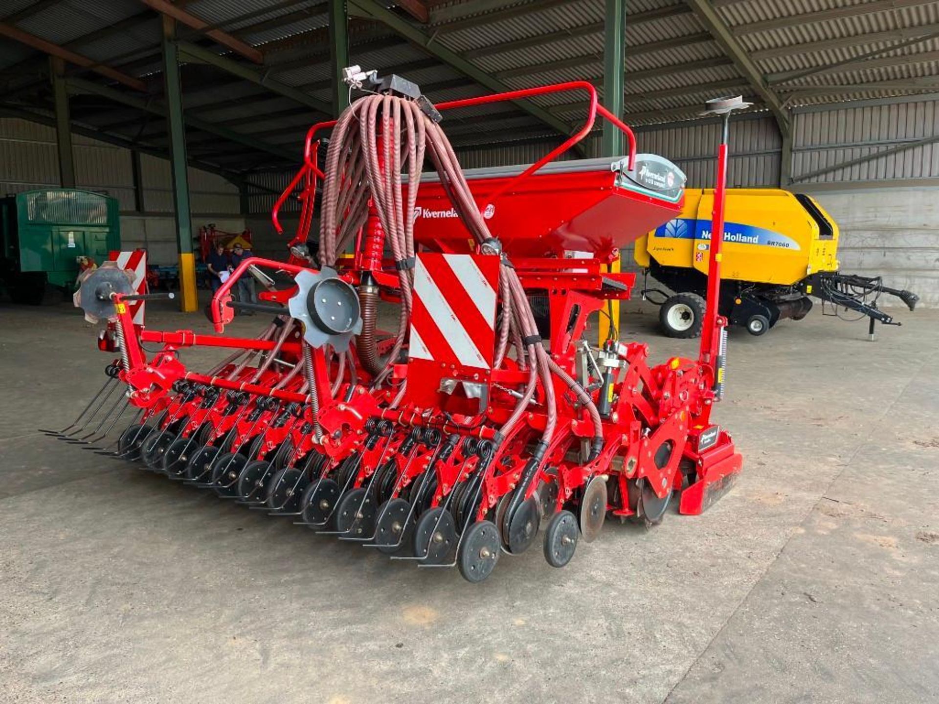 2019 Kverneland H Series Power Harrow 3m with e-Drill Compact 3m Drill - Image 4 of 10