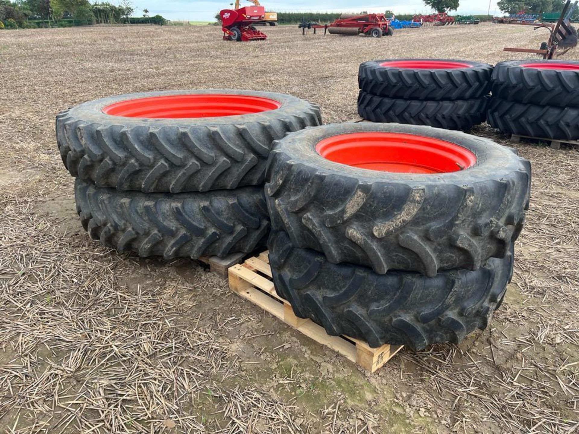 Kubota Row Crop Wheels and Tyres, Rear: 380/90 R46, Front 380/70 R28 - Image 2 of 9