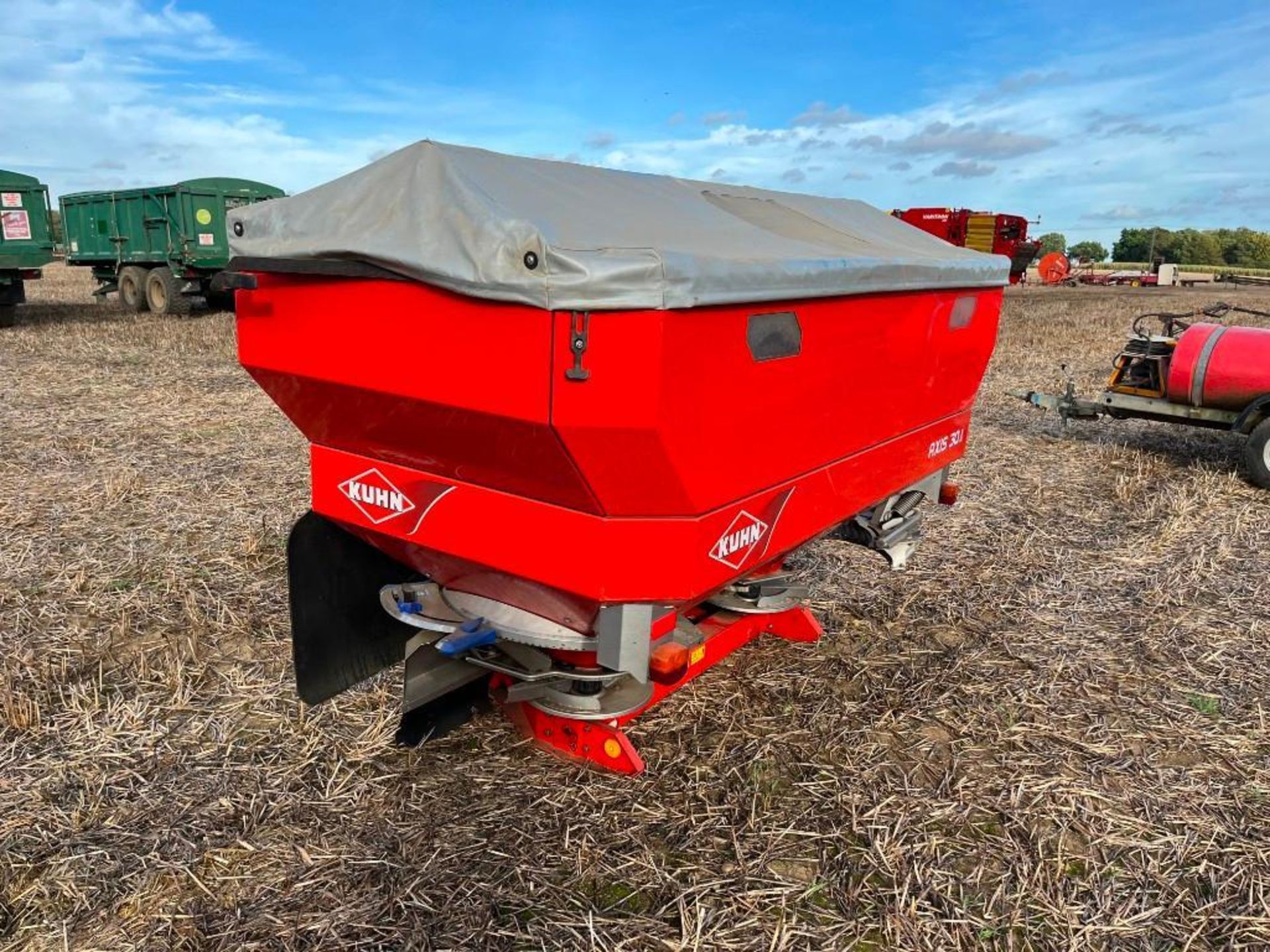 2007 Kuhn Axis 30.1 Fertiliser Spreader - Image 3 of 4