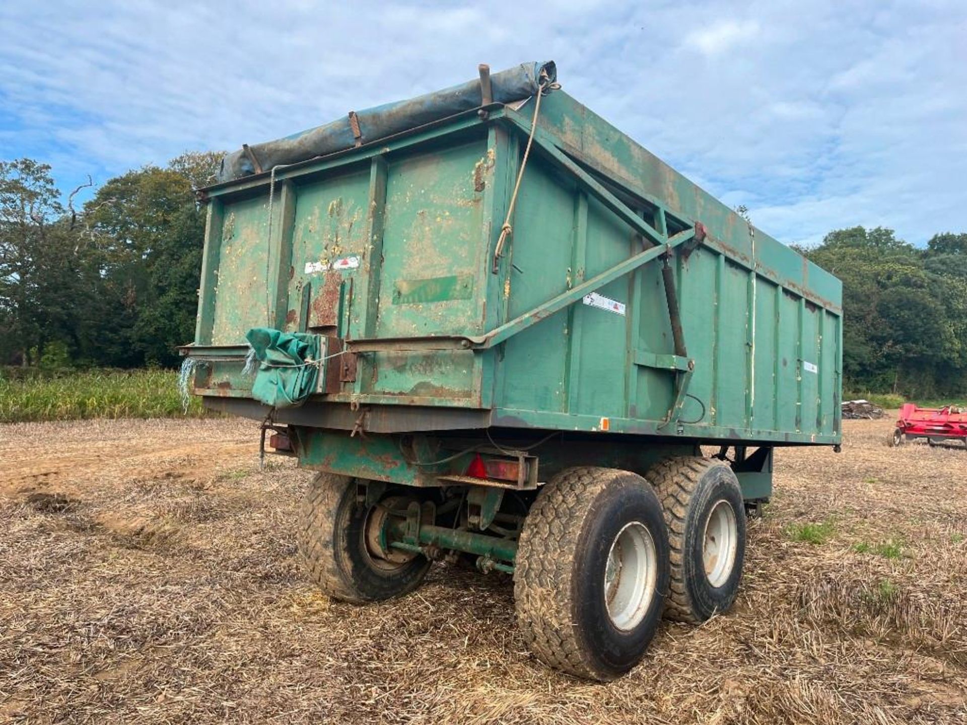 R & R Trailers Augervaor Tandem Axle Trailer - Image 3 of 4