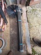 Qty Draining Rods