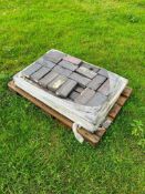 1No. Pallet of Plain Stable Bricks