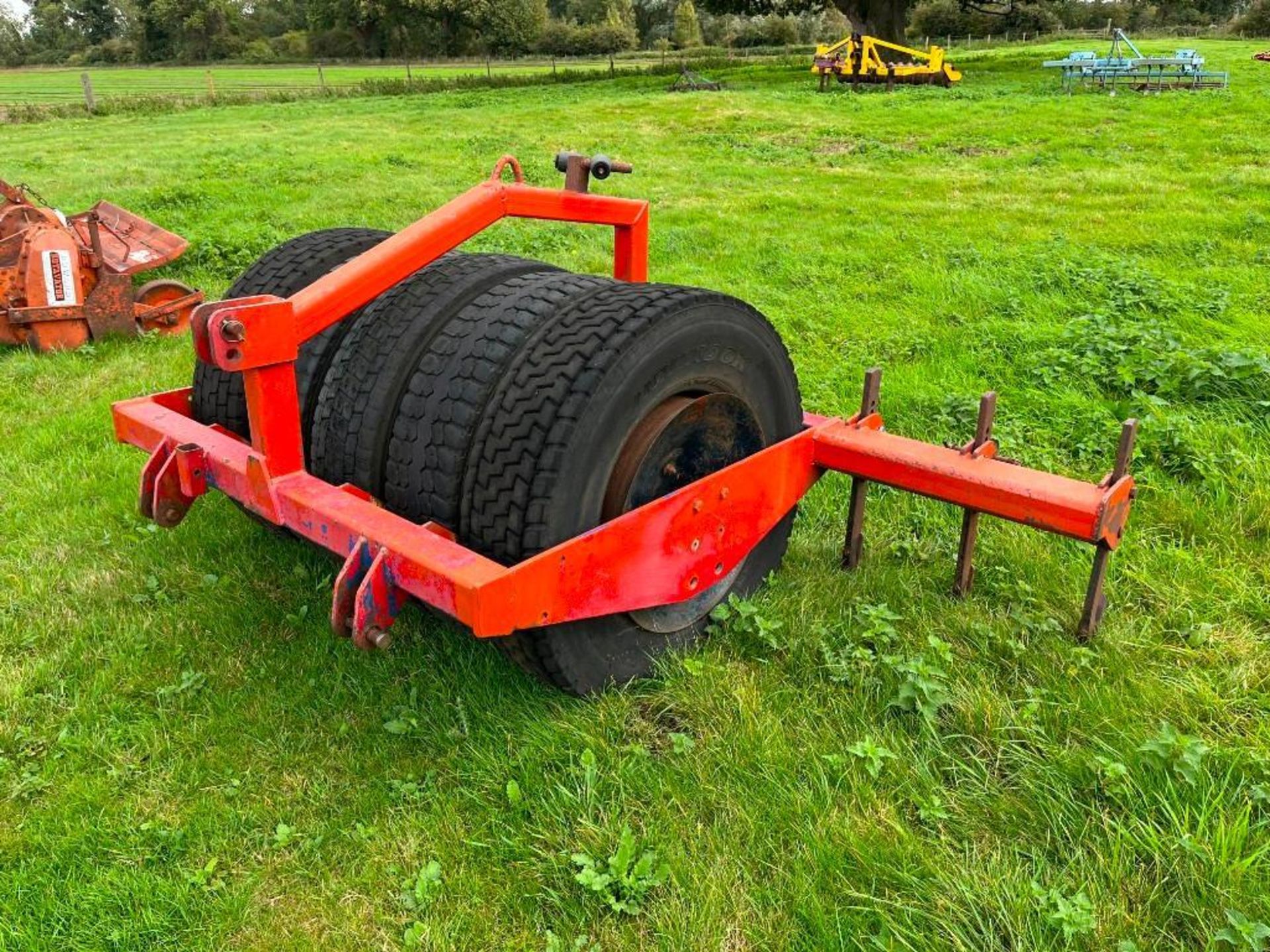 Farm-made Tyre Press 3m, Sumo Tyre Press - Image 3 of 4