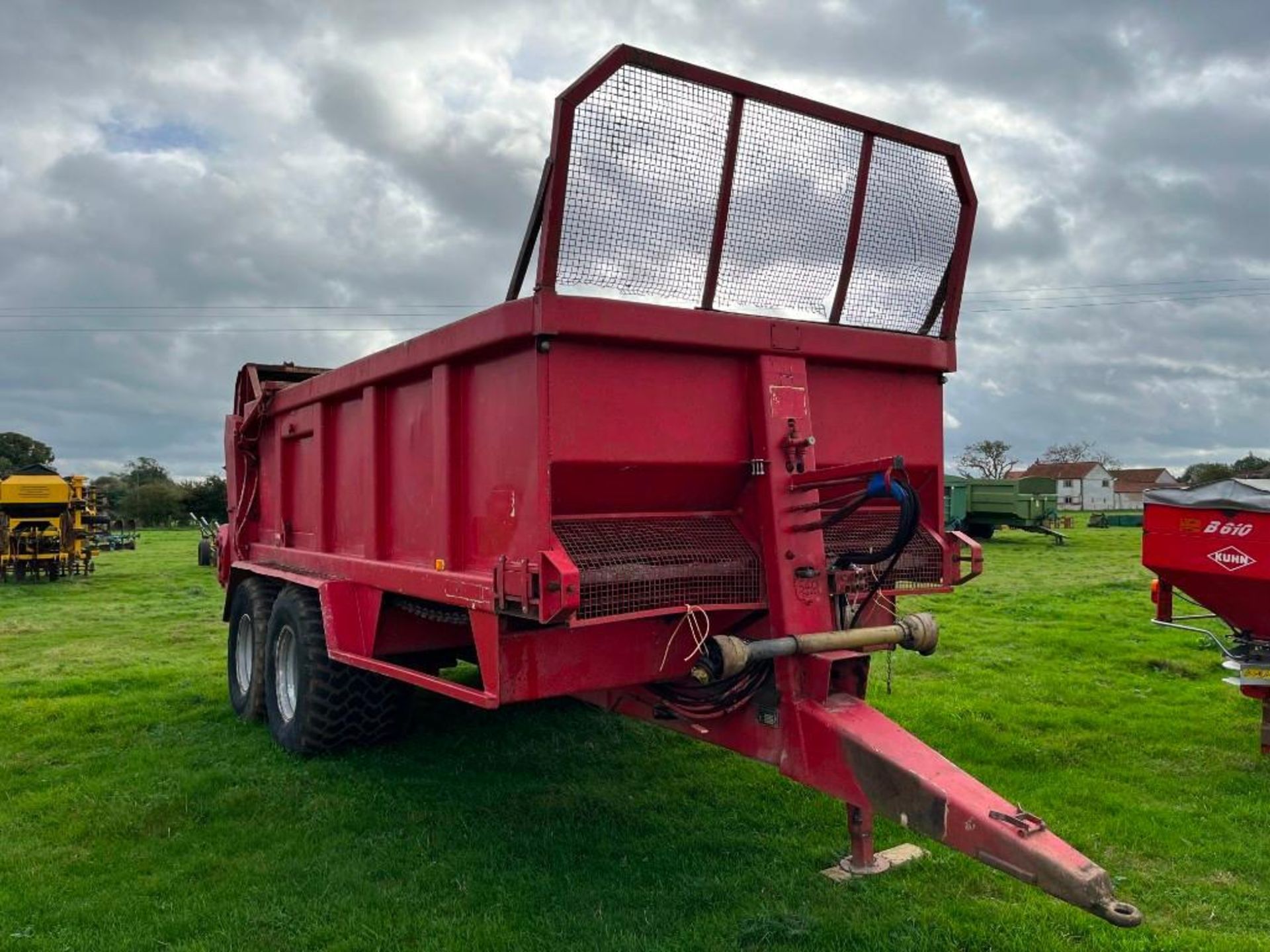 Bunning Highlander Tandem Axle Muck Spreader - Image 2 of 10