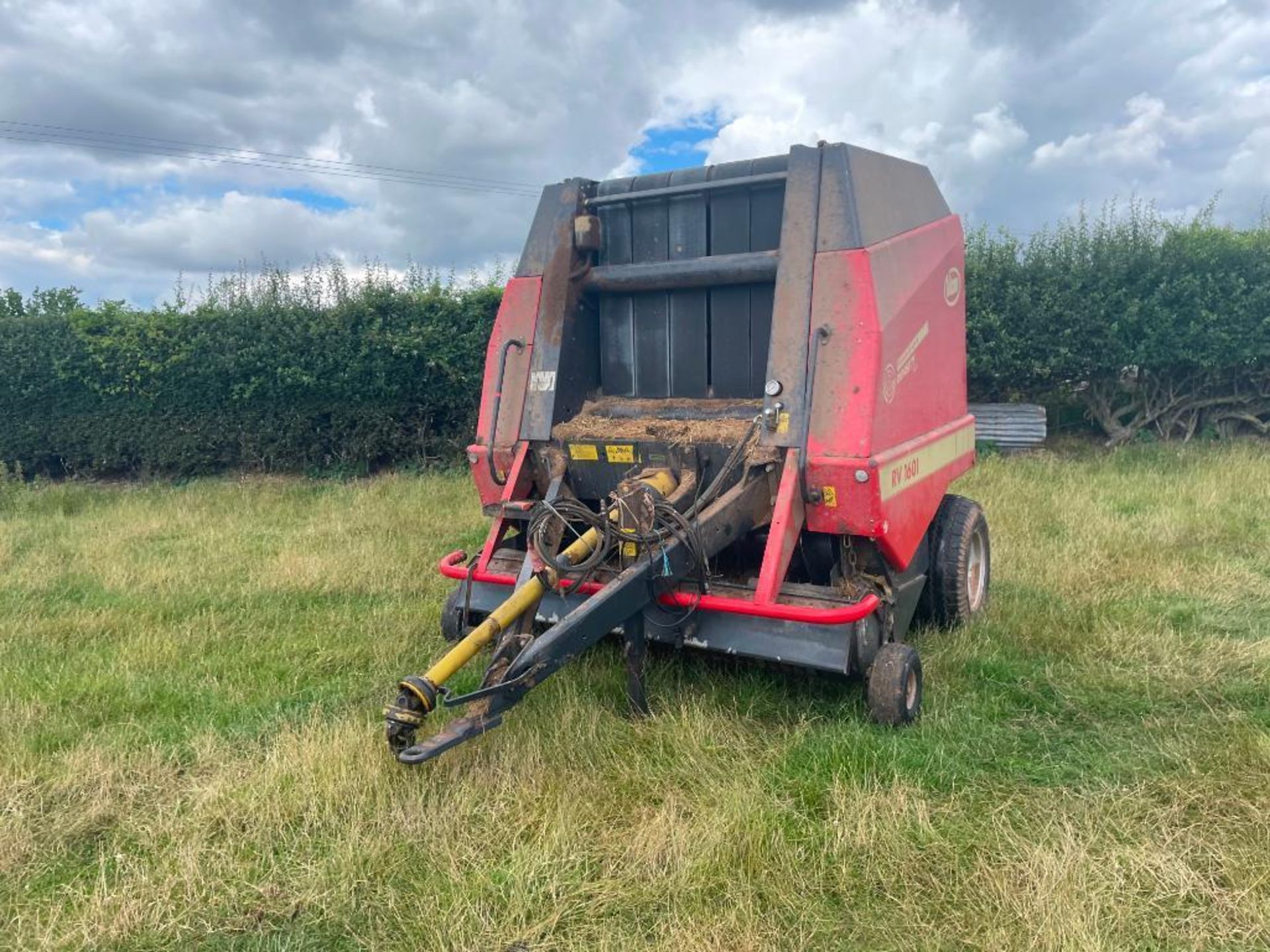 Vicon RV1601 Progressive Density Plus round belt baler on 15.0/55-17 wheels and tyres. Serial No: WD - Image 21 of 24