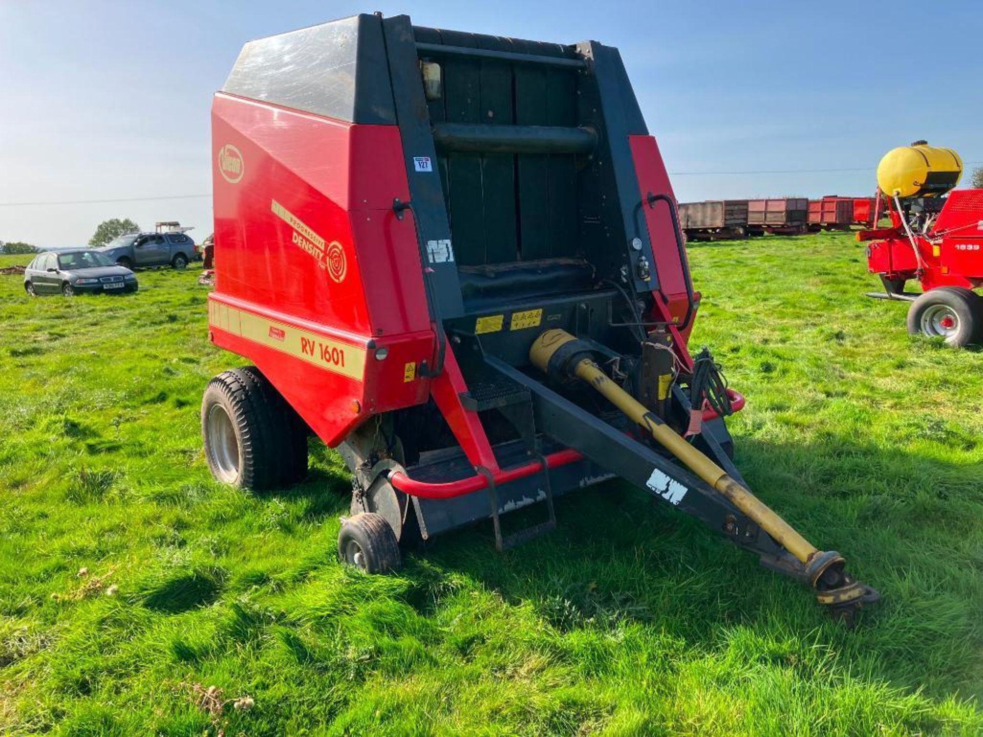 Vicon RV1601 Progressive Density Plus round belt baler on 15.0/55-17 wheels and tyres. Serial No: WD - Image 24 of 24