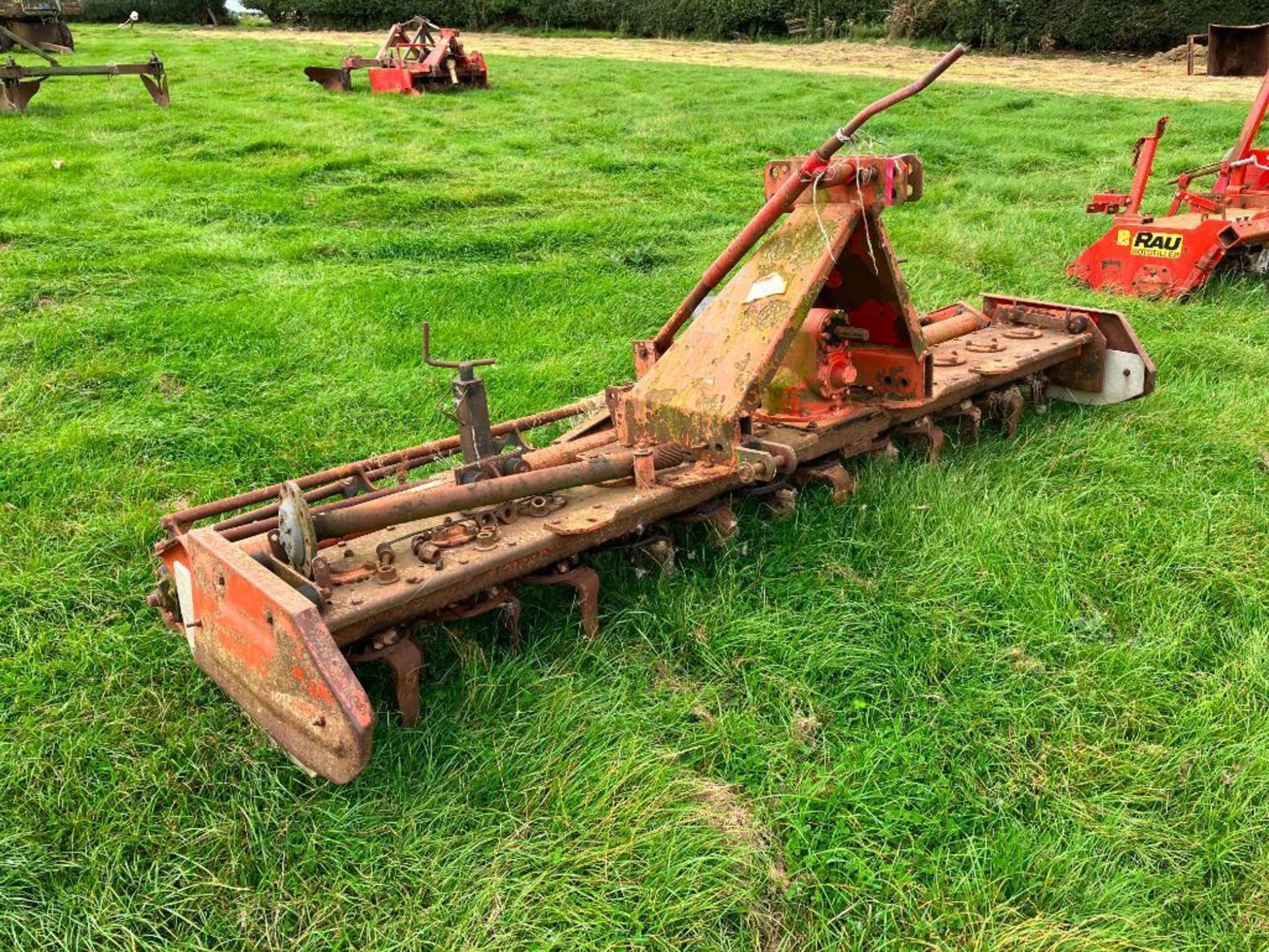 Reekie 3m power harrow with rear crumbler - Image 2 of 3