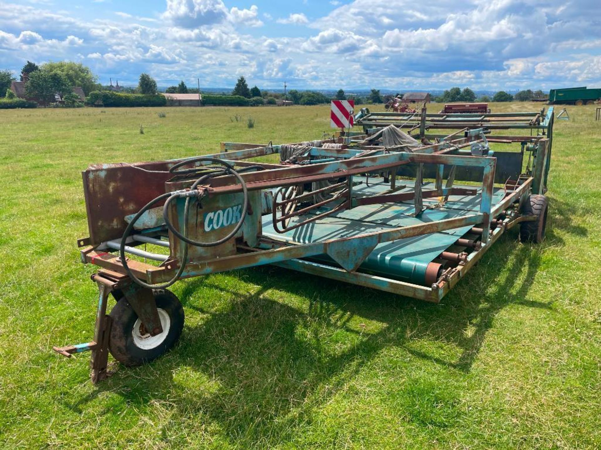 Cooks conventional hydraulic bale sledge - Image 2 of 4