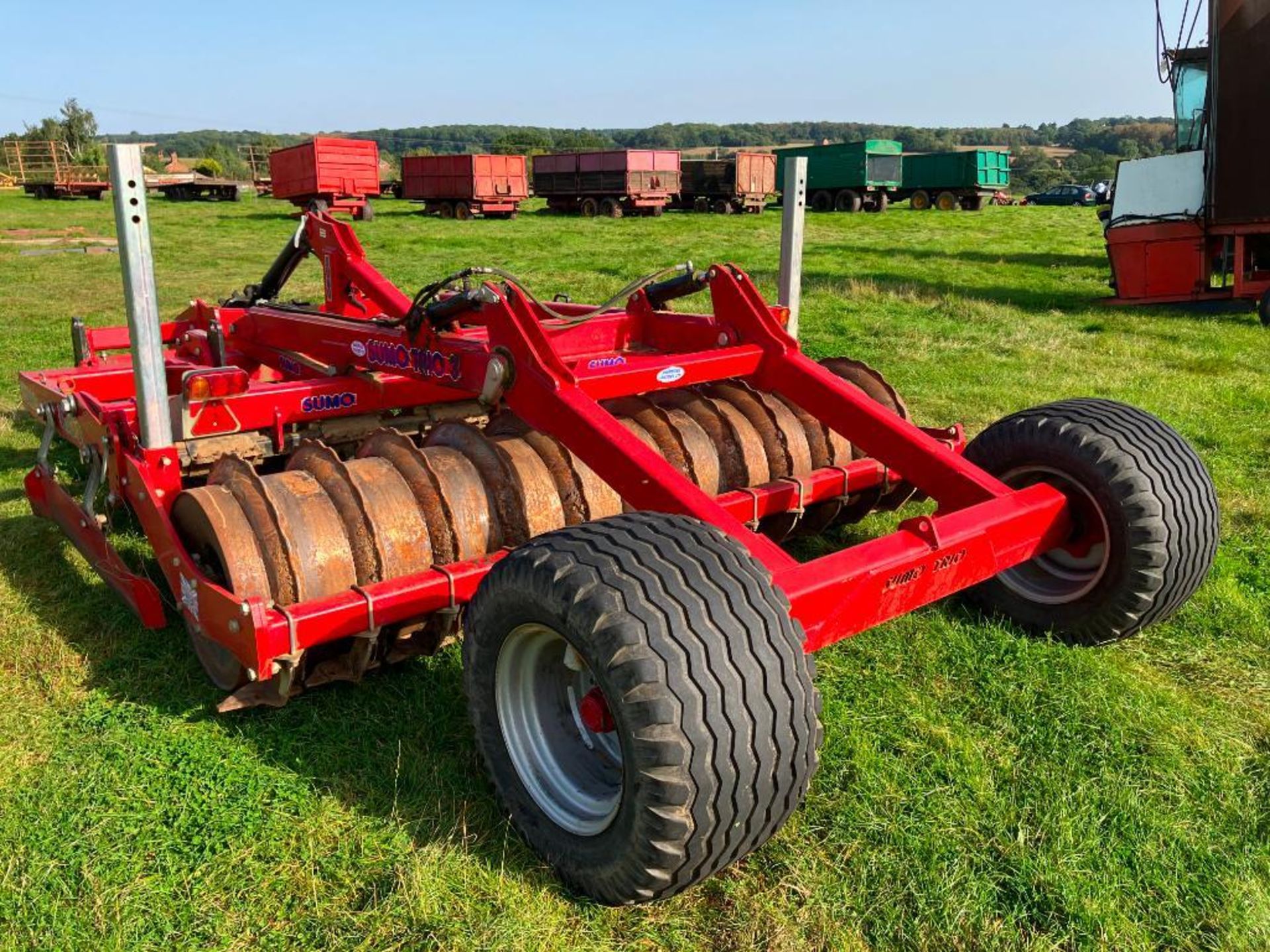 Sumo Trio 3 3m trailed cultivator with 6 subsoiler legs, 2 sets discs and rear zonal packer. Serial - Image 3 of 5