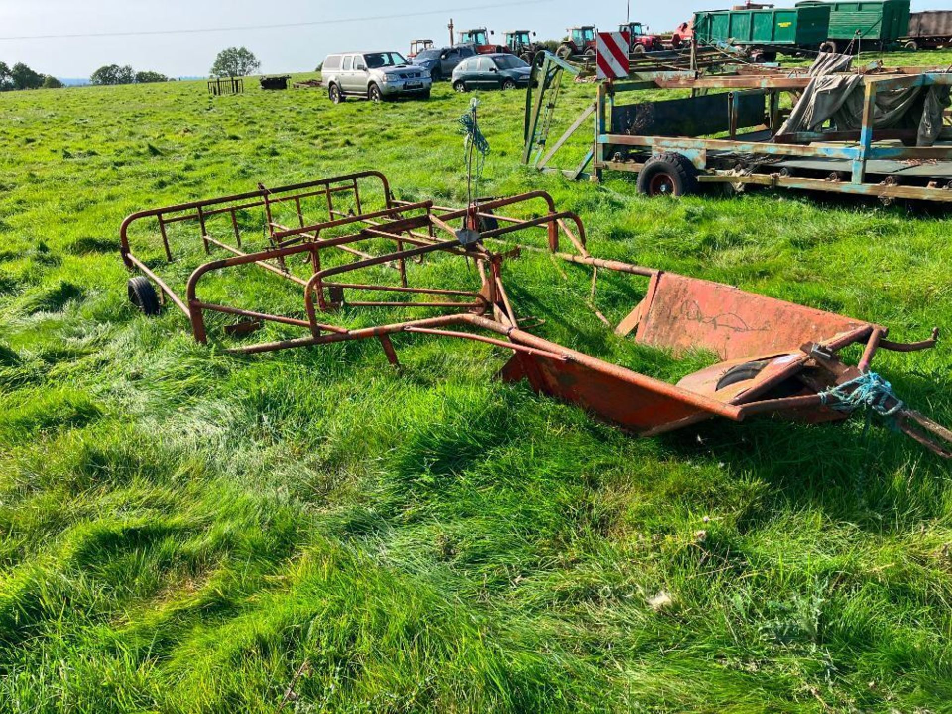 Browns flat 8 bale sledge - Image 4 of 4