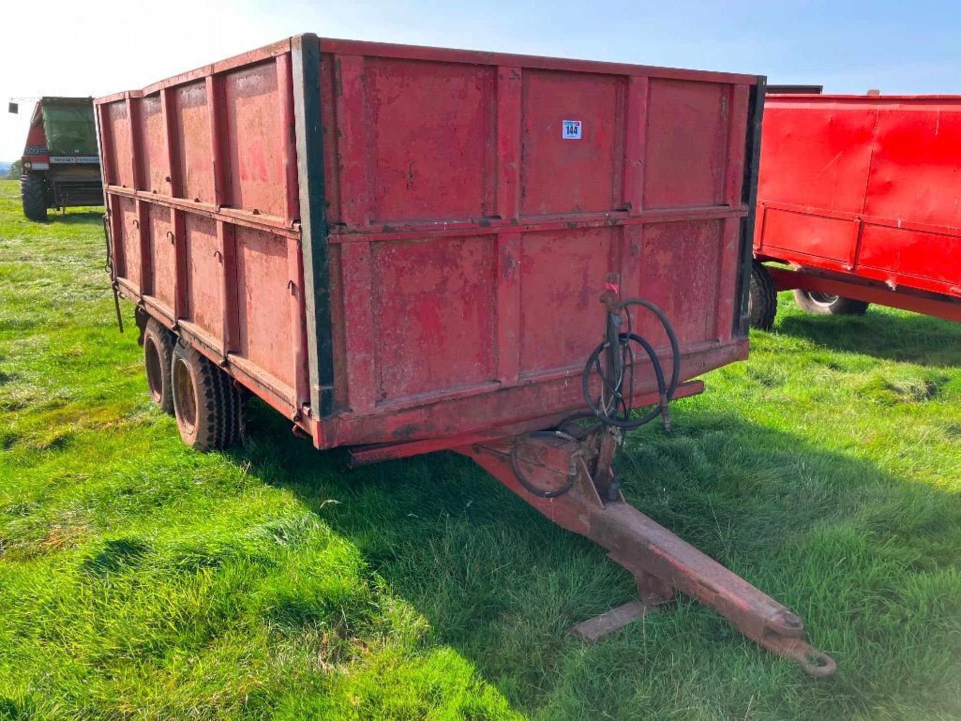 1977 Weeks 8t twin axle dropside trailer with manual tailgate and grain chute on 10.0/75-15.3 wheels - Image 5 of 5