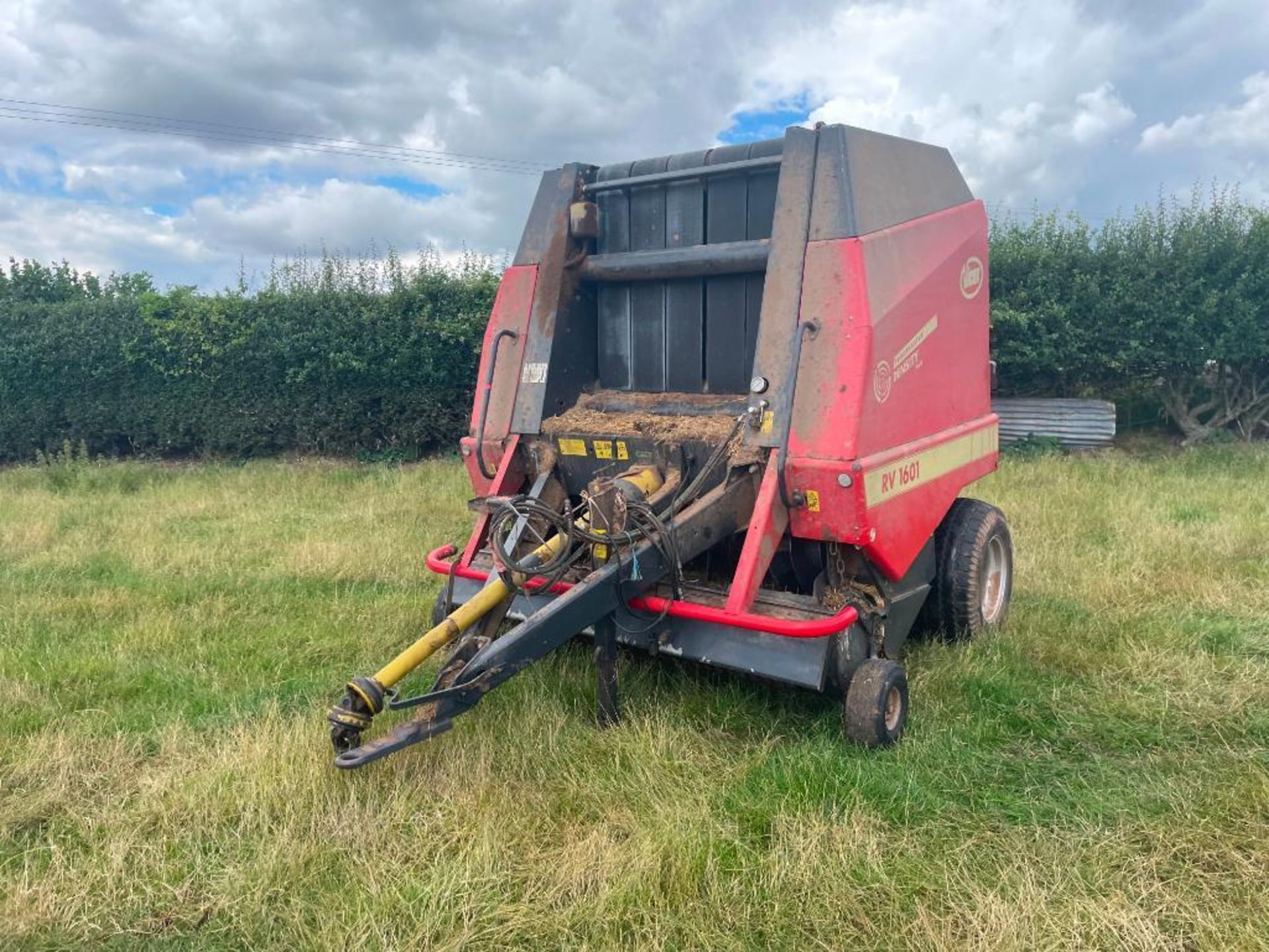 Vicon RV1601 Progressive Density Plus round belt baler on 15.0/55-17 wheels and tyres. Serial No: WD - Image 20 of 24