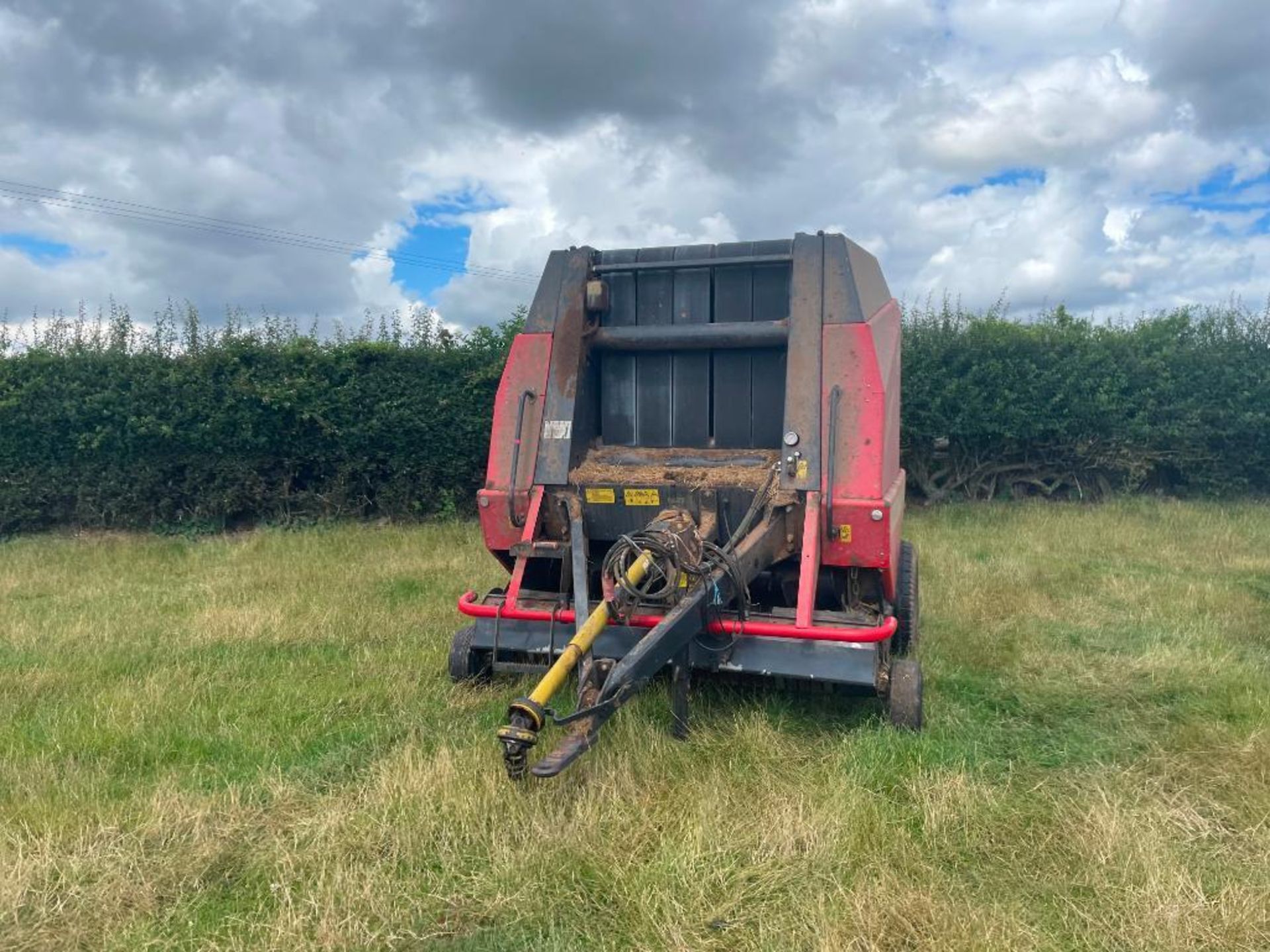 Vicon RV1601 Progressive Density Plus round belt baler on 15.0/55-17 wheels and tyres. Serial No: WD - Image 10 of 24