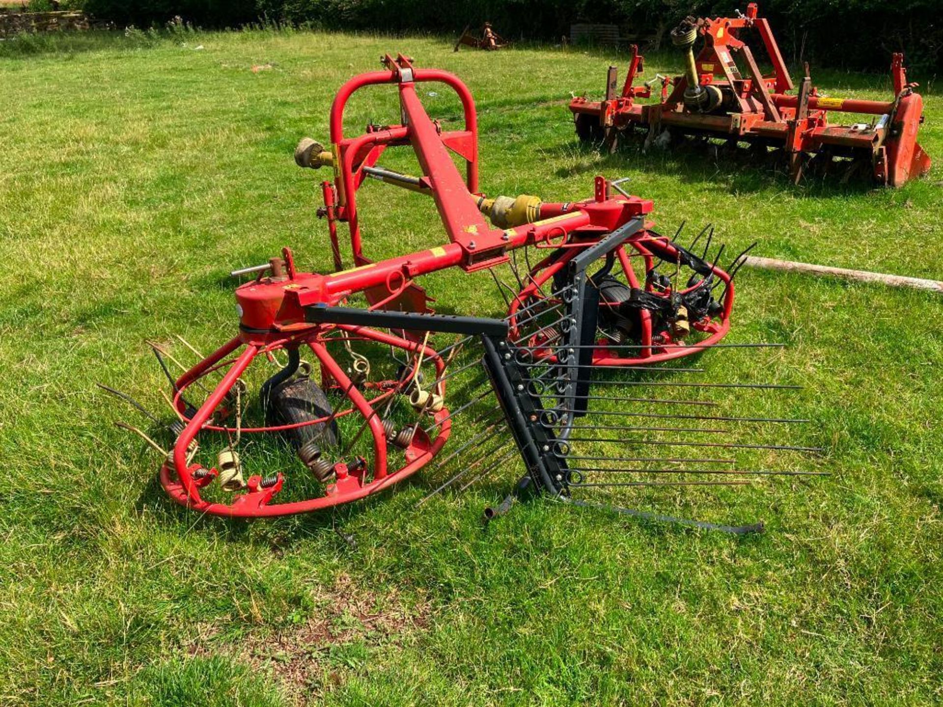 2009 Mesko-Roll Z275 twin rotor haybob, linkage mounted. Serial No: 09535 - Image 5 of 9