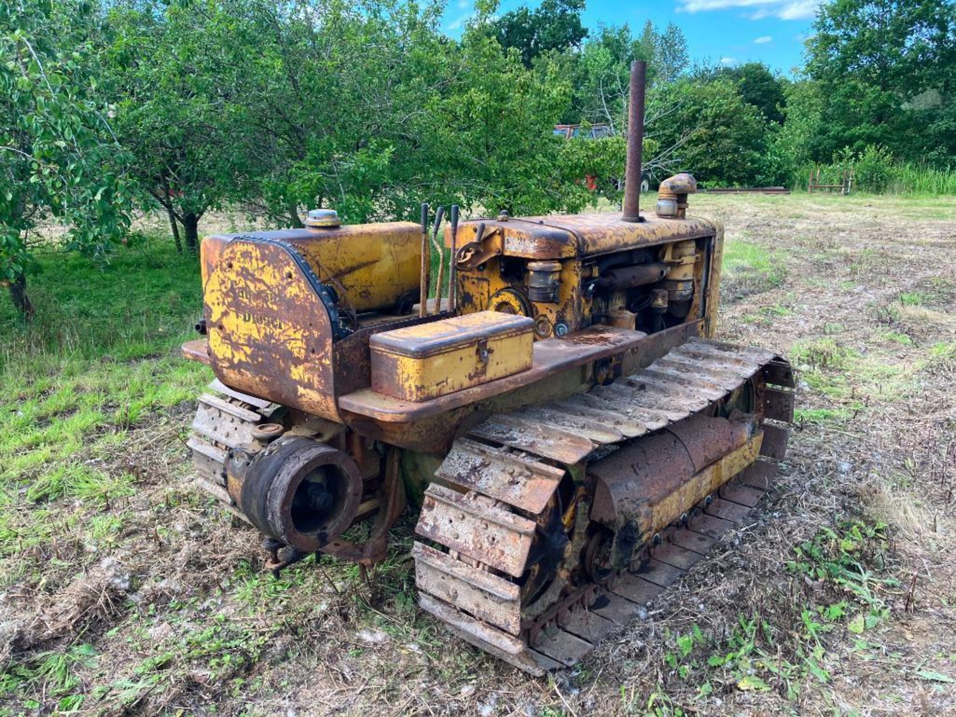1941 Caterpillar D2 metal tracked crawler with 16" tracks, rear swinging drawbar and belt pulley. Ho - Image 5 of 15