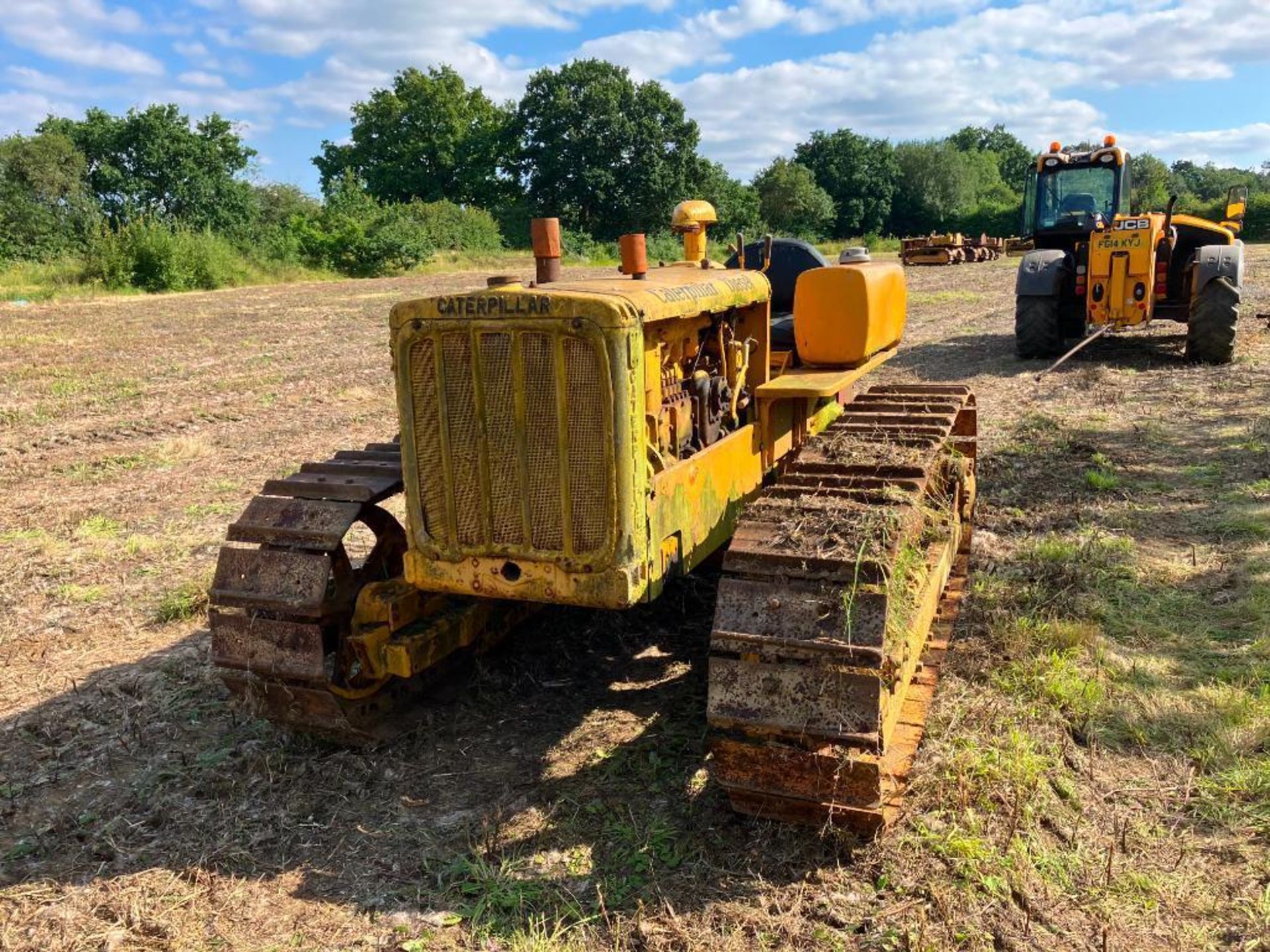 1949 Caterpillar D4 wide gauge metal tracked crawler with 16" tracks , swinging drawbar and rear cab - Image 14 of 18