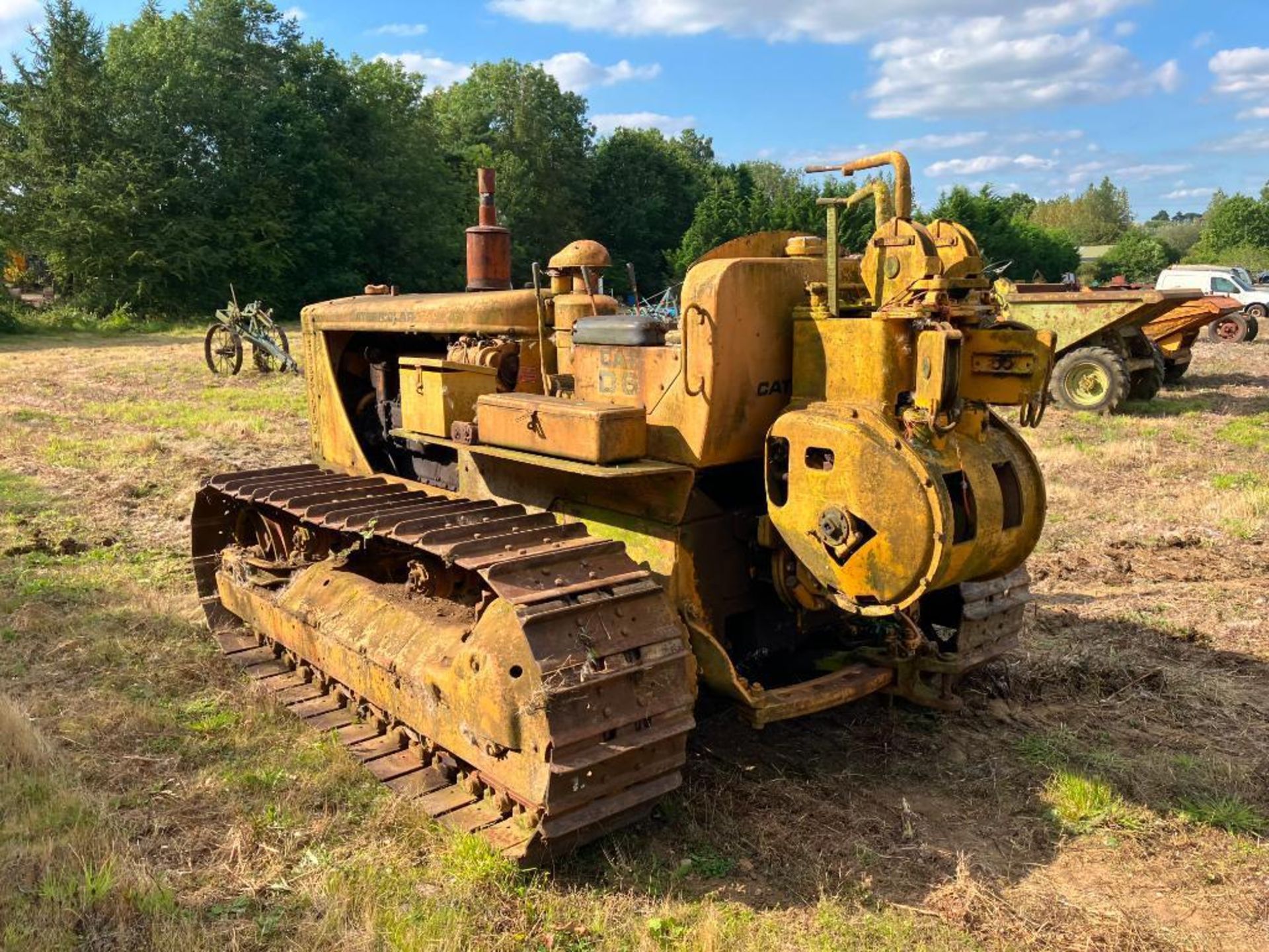 Caterpillar D6 metal tracked crawler with 20" tracks,swinging drawbar and rear winch - Image 6 of 12