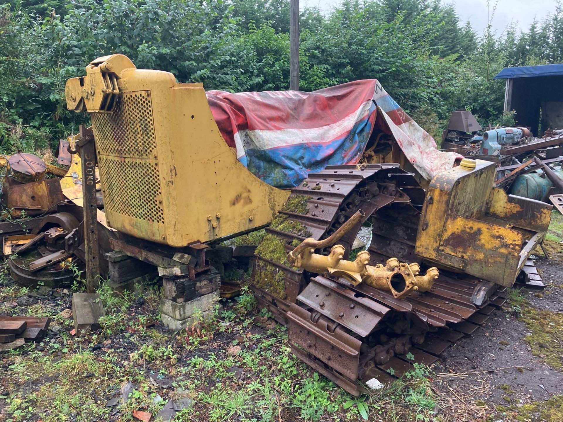 Caterpillar D8 metal tracked crawler with rear swinging drawbar, spares or repairs. Sold in situ, bu - Image 2 of 4