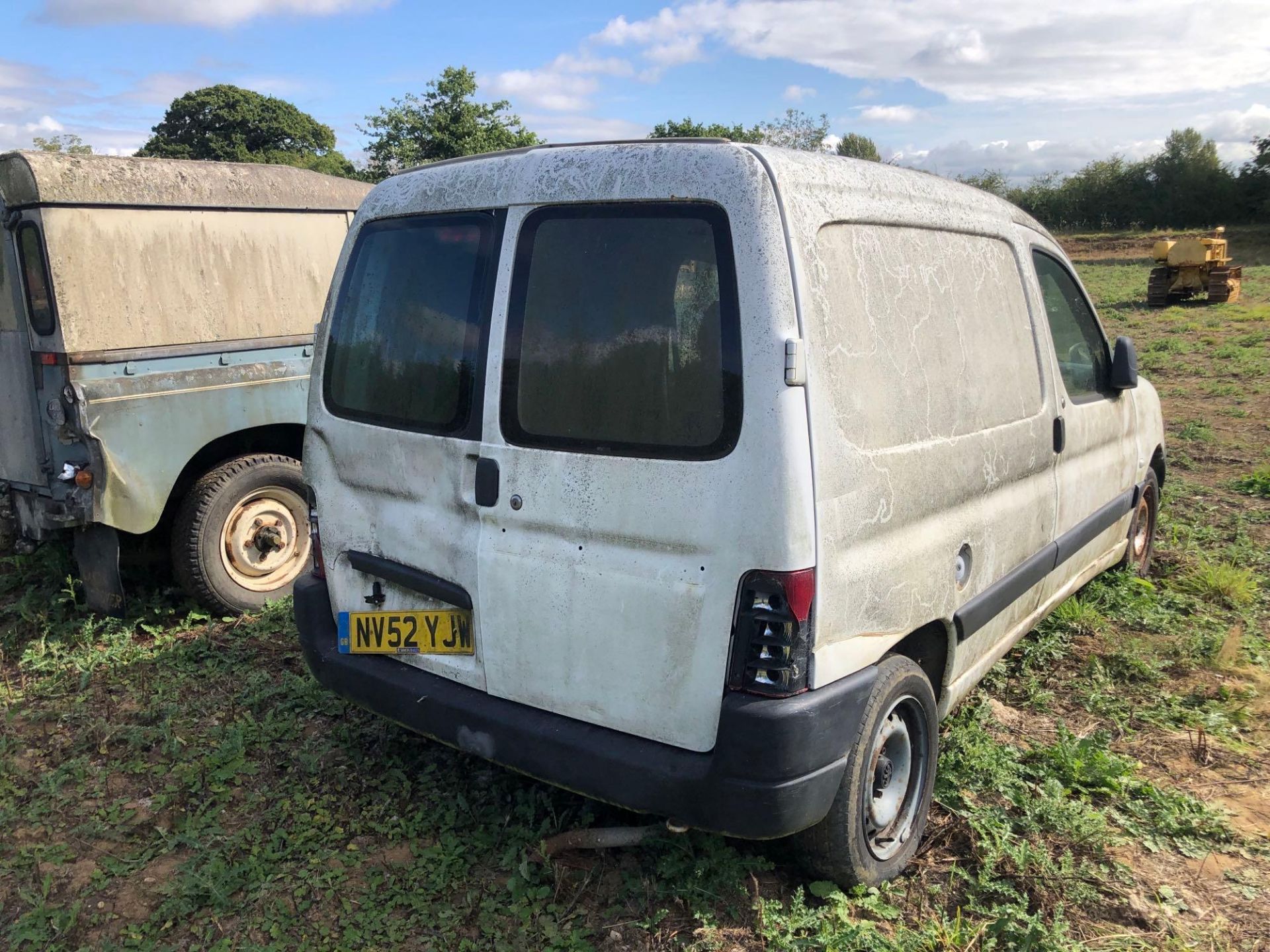 2003 Peugeot Boxer diesel van, manual, white. Reg No: NV52 YJW. Currently SORN, MOT expired. Spares - Image 5 of 6