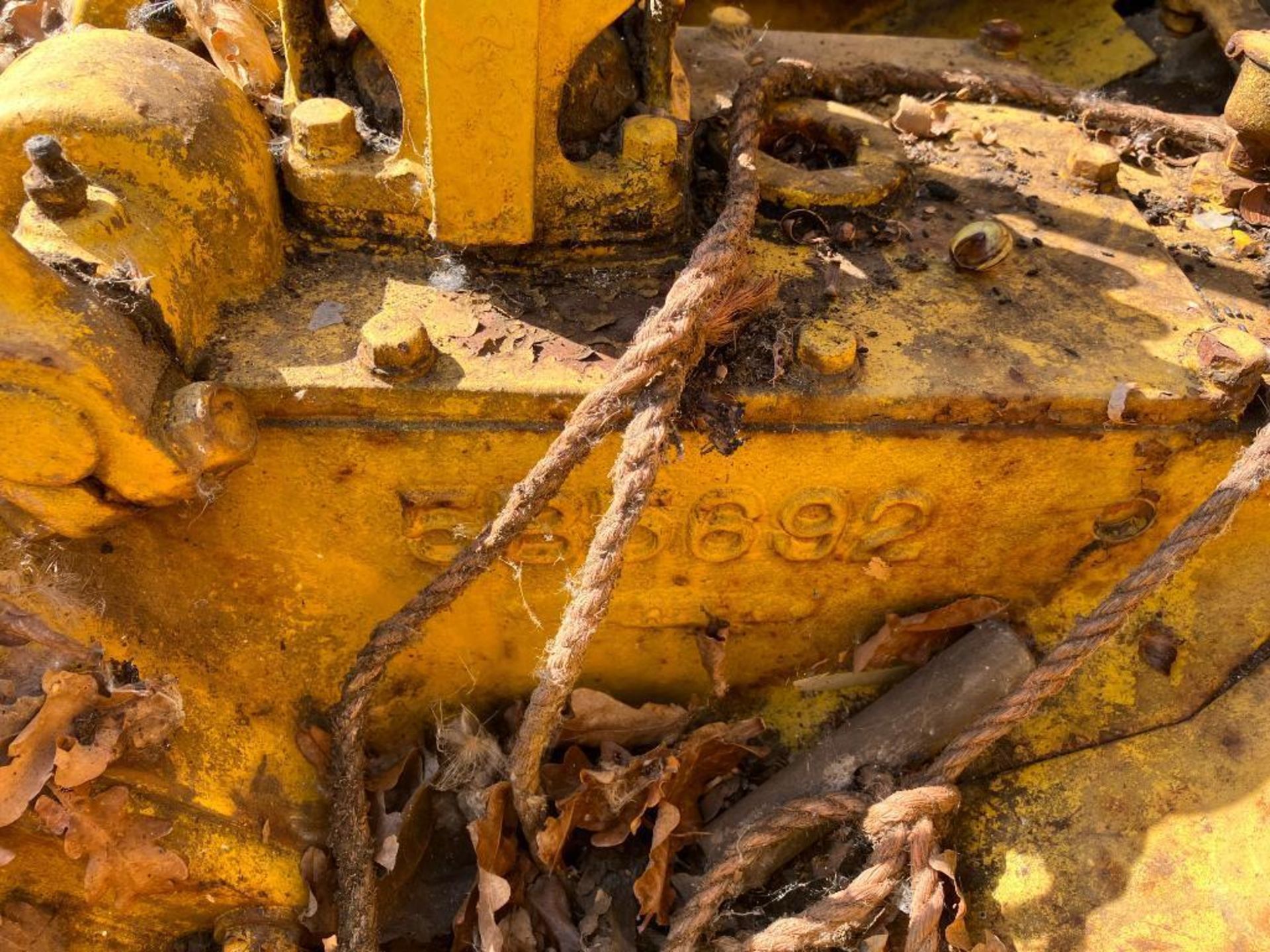 1940 Caterpillar D2 narrow gauge metal tracked crawler with 12" tracks and swinging drawbar. Hours: - Image 8 of 11