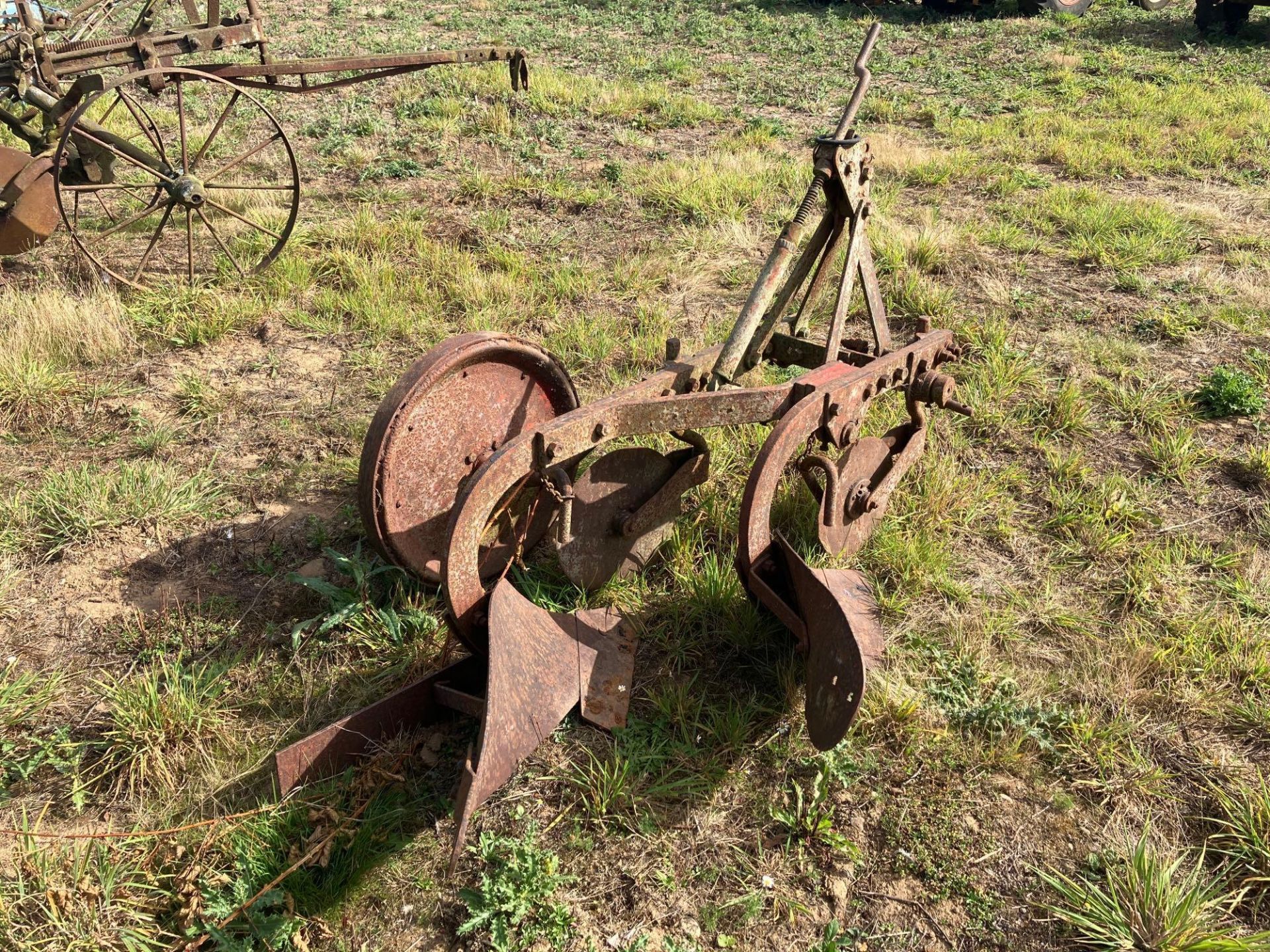 Ransomes 2f conventional plough, linkage mounted - Image 4 of 4