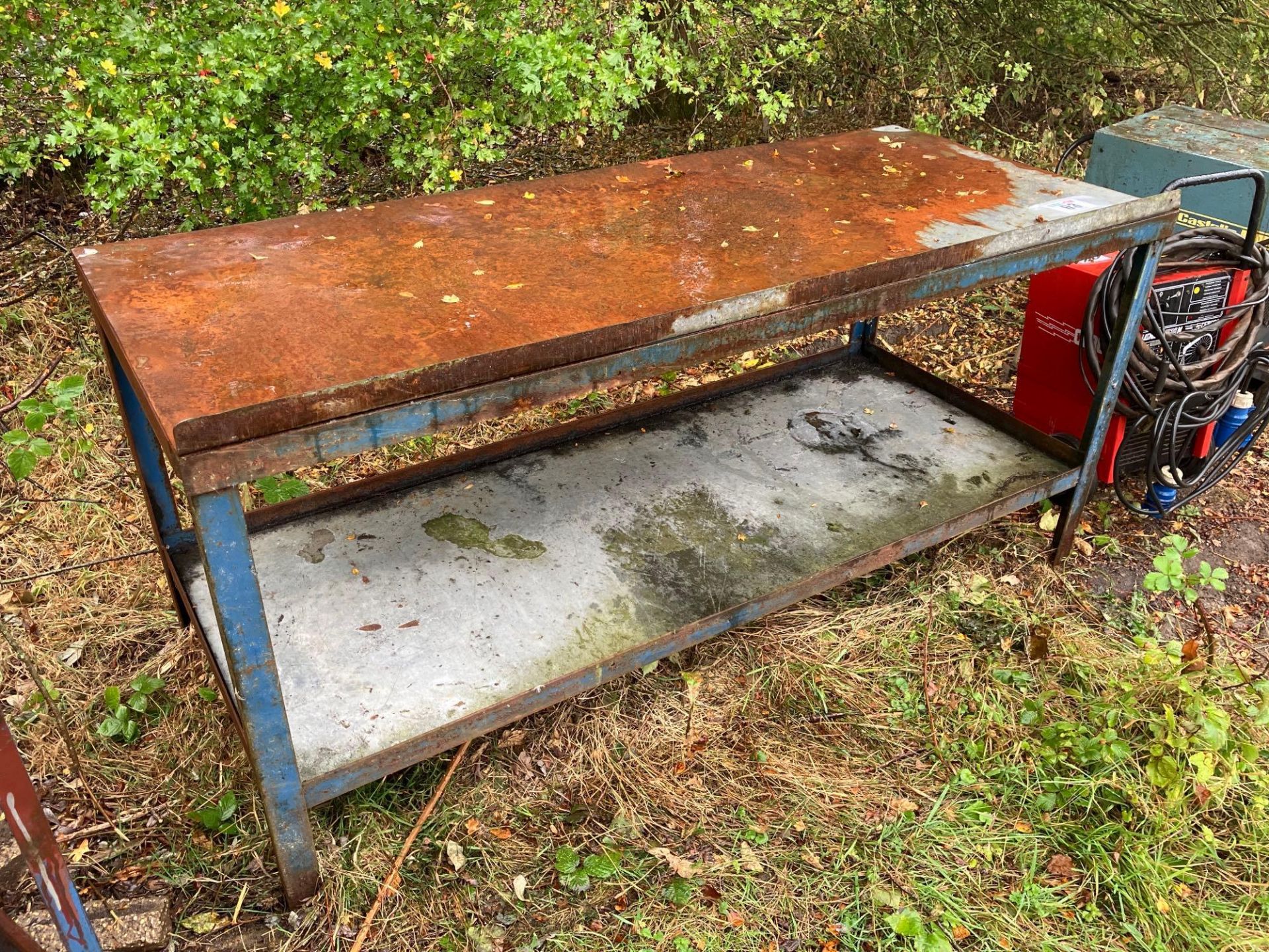 Metal workshop bench