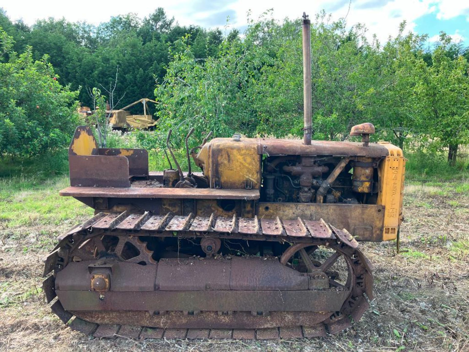 1939 Caterpillar R4 metal tracked crawler with 16" tracks and swinging drawbar. Serial No: 6G1021WS - Image 13 of 14