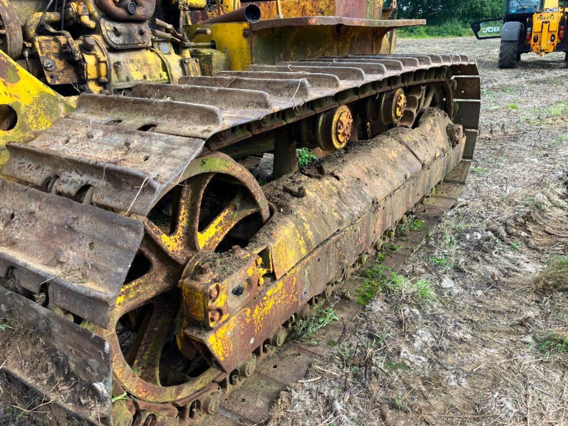 Caterpillar D7 metal tracked crawler with 22" tracks, rear swinging drawbar and rear cable winch - Image 9 of 16