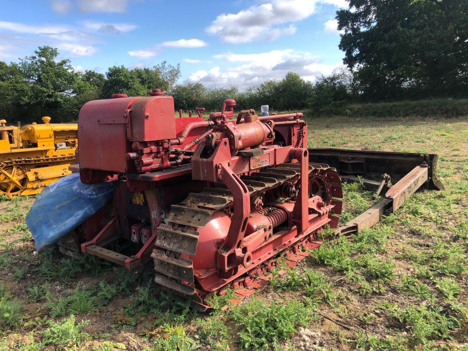 International TD8 metal tracked crawler with 16" tracks - Image 6 of 6