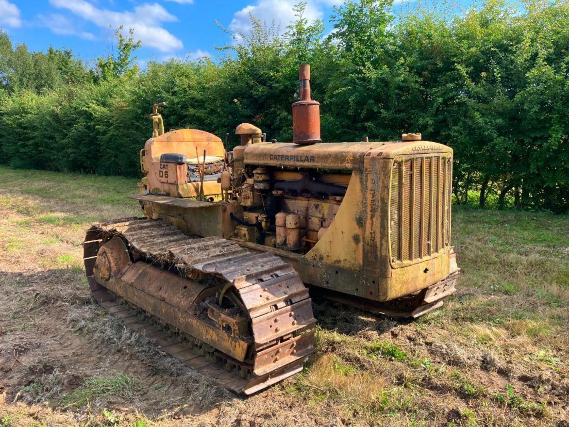 Caterpillar D6 metal tracked crawler with 20" tracks,swinging drawbar and rear winch - Image 3 of 12