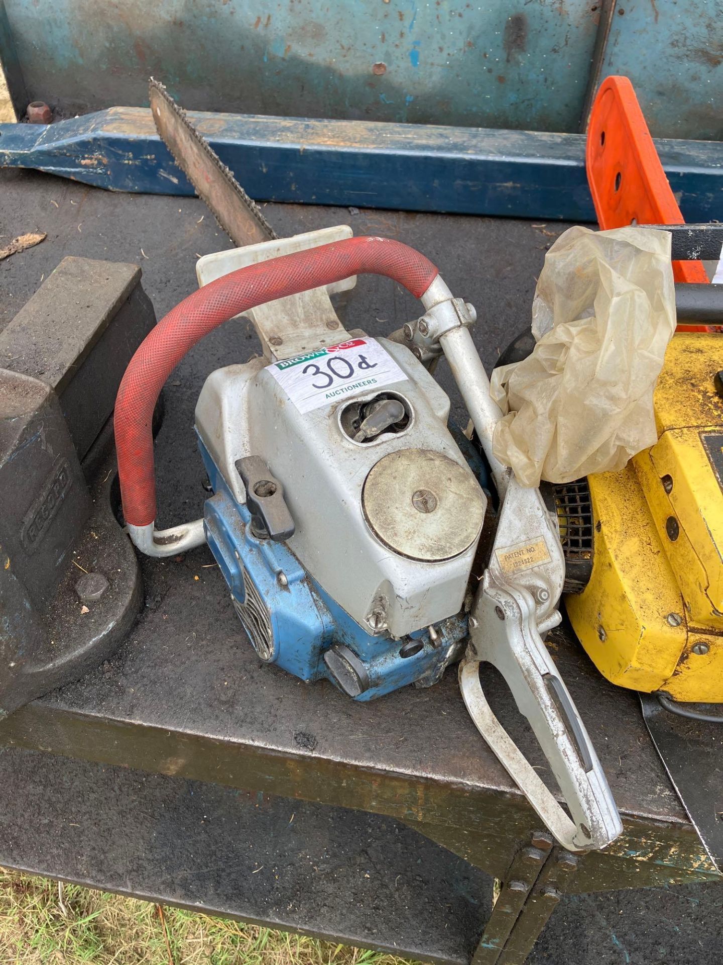 Chainsaw, petrol. Spares or repairs