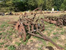 Ransomes 3f conventional trailed plough