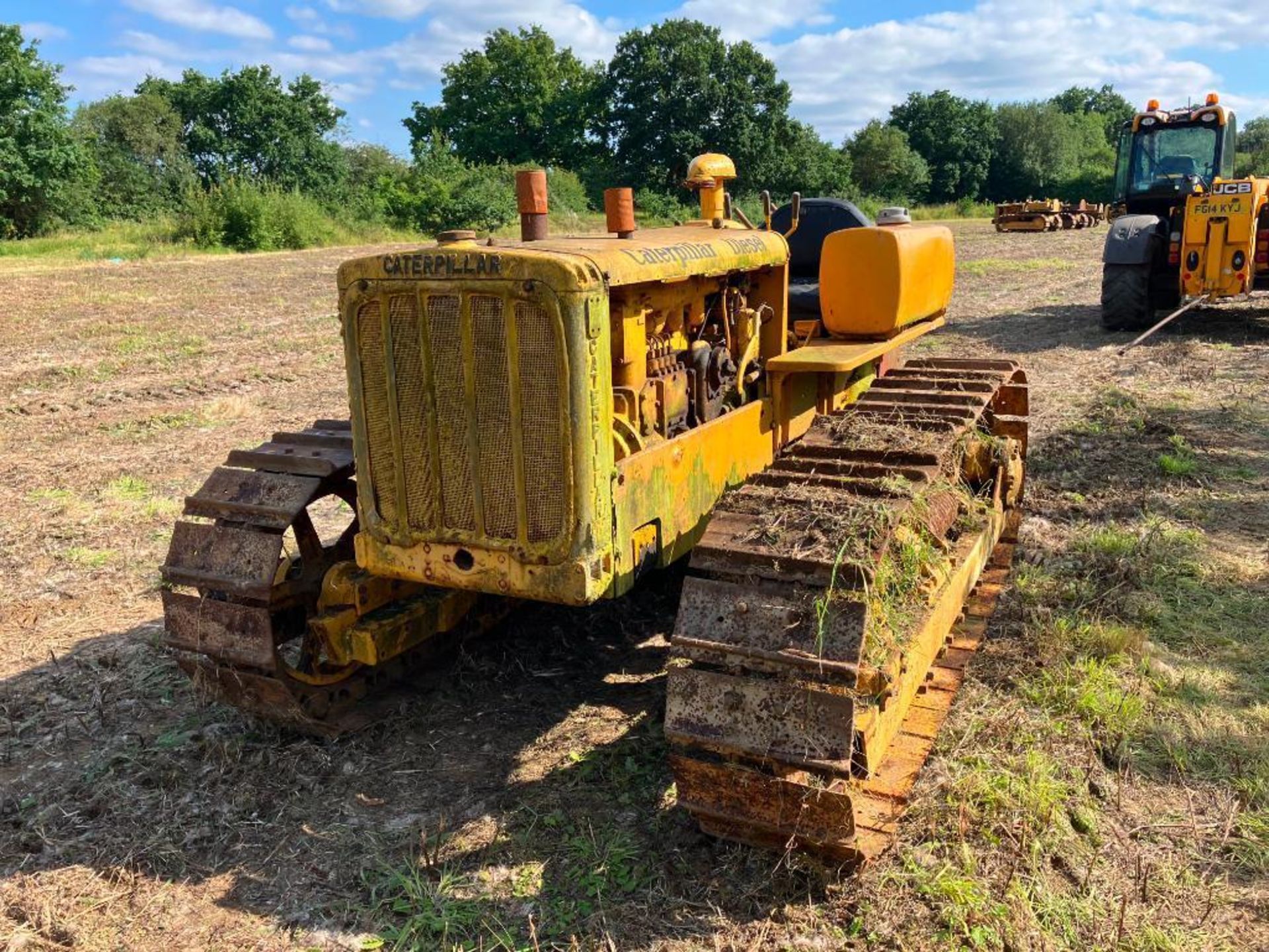 1949 Caterpillar D4 wide gauge metal tracked crawler with 16" tracks , swinging drawbar and rear cab - Image 12 of 18