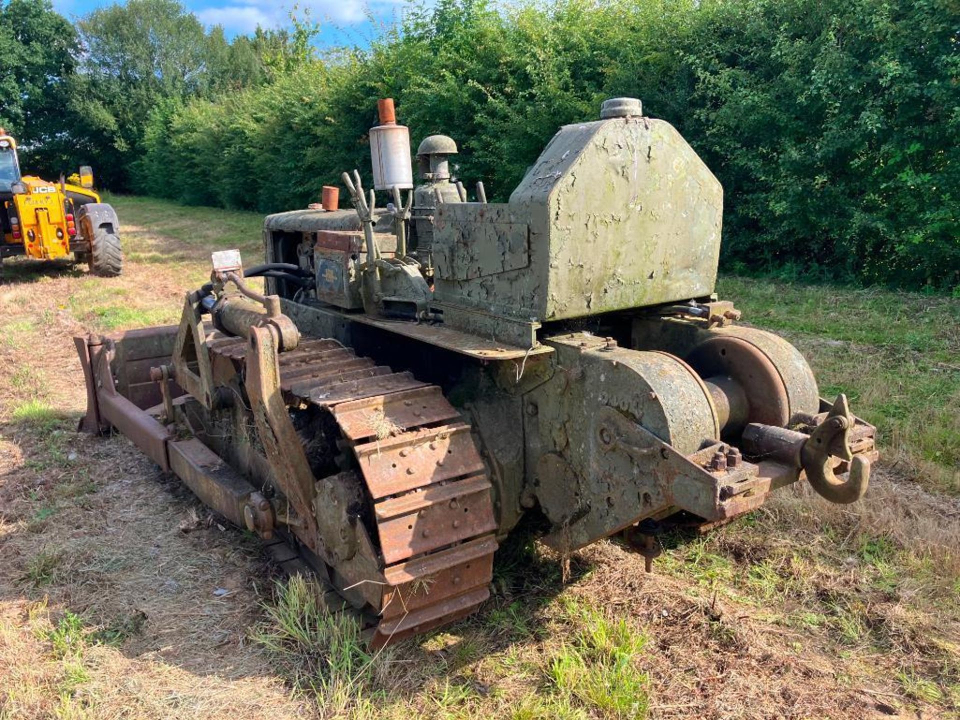 1948 Caterpillar D4 metal tracked crawler with 16" tracks, swinging drawbar, front grading blade and - Image 8 of 13